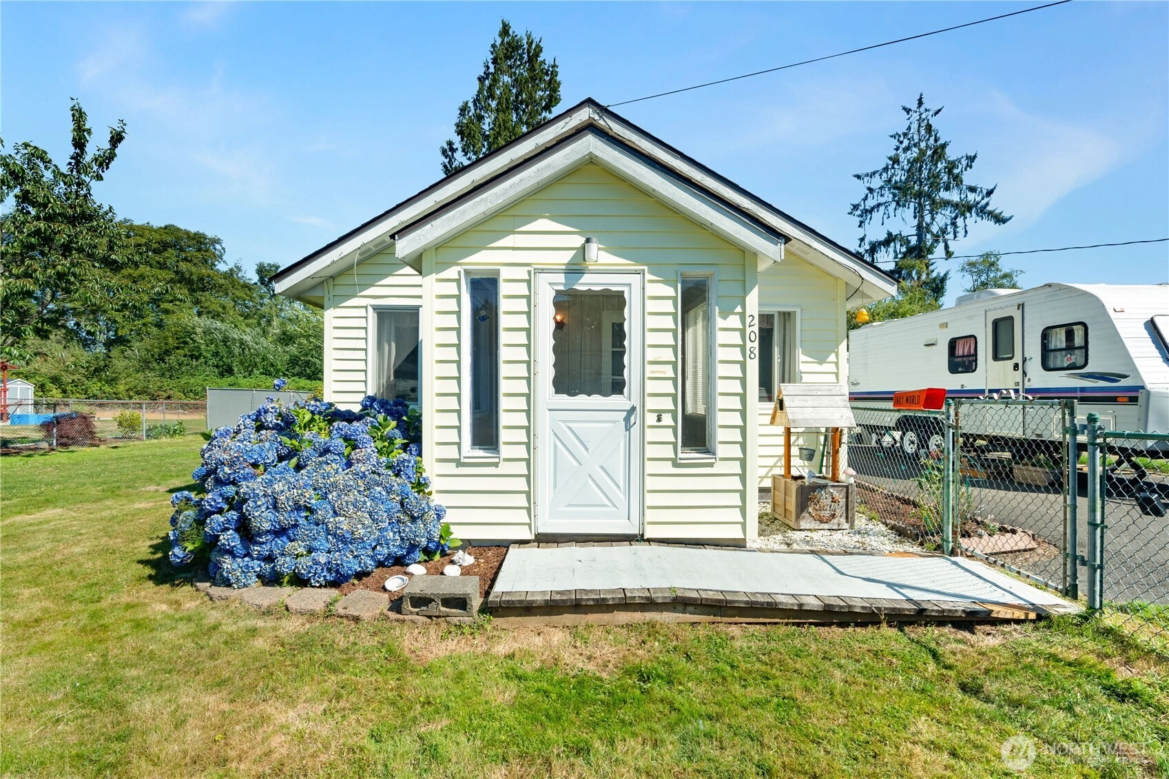 208 E Huntley St Unit  Aberdeen WA 98520