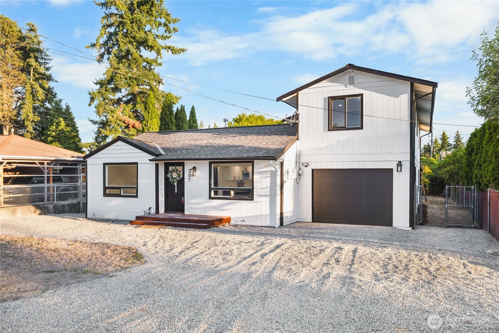 307 S 185th St Burien WA 98148