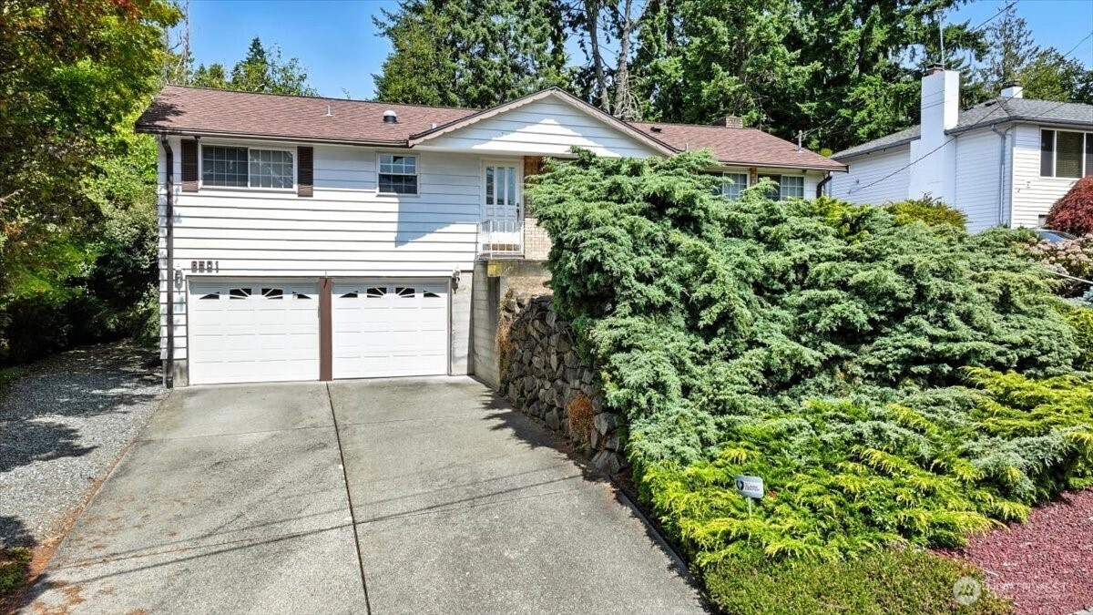 6501 233rd Pl SW Mountlake Terrace WA 98043