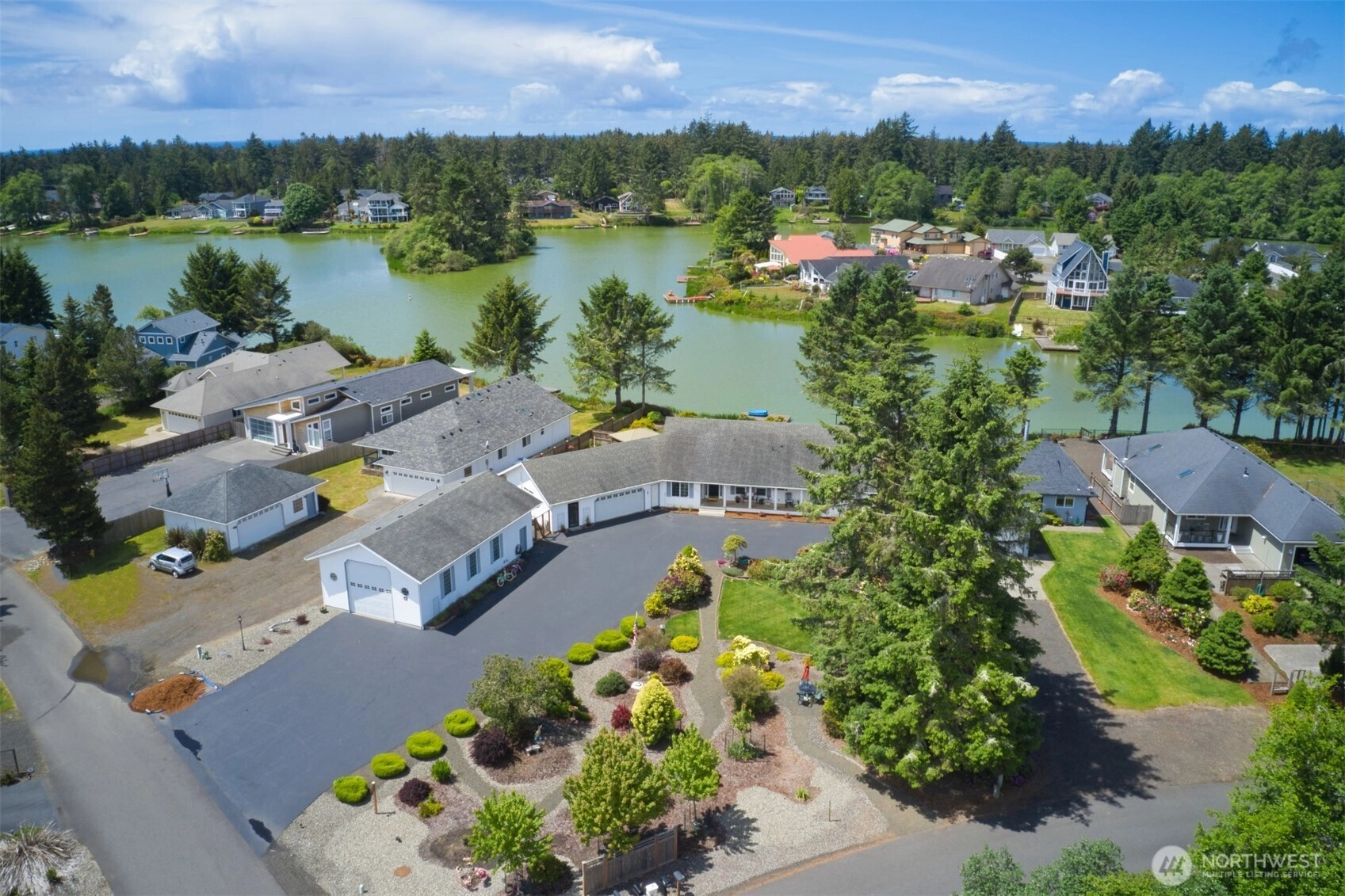 363 SE Eagle Nest Ct Unit  Ocean Shores WA 98569