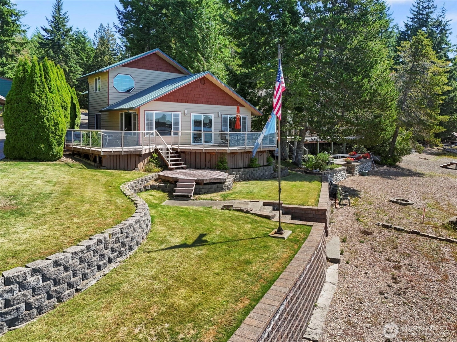 441 W Nahwatzel Beach Dr Unit  Shelton WA 98584