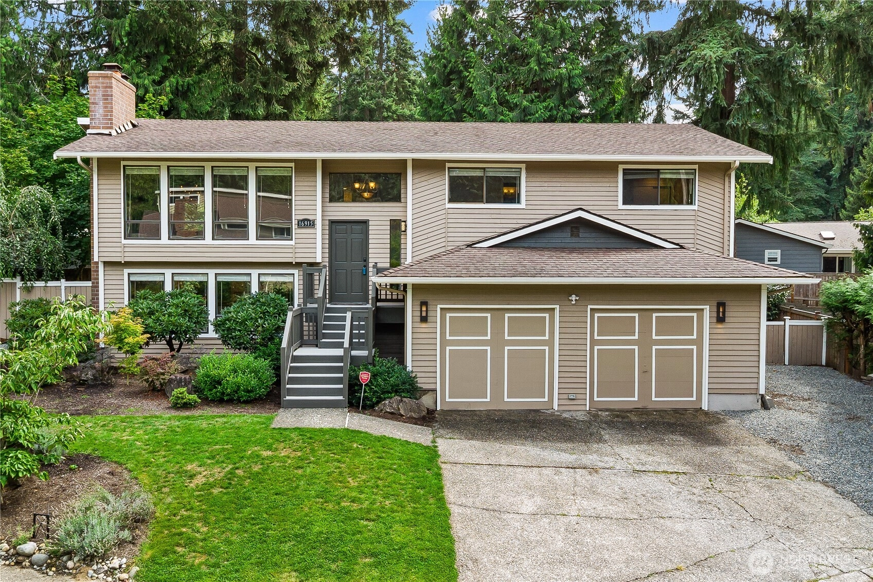 16915 NE 98th Ct Redmond WA 98052