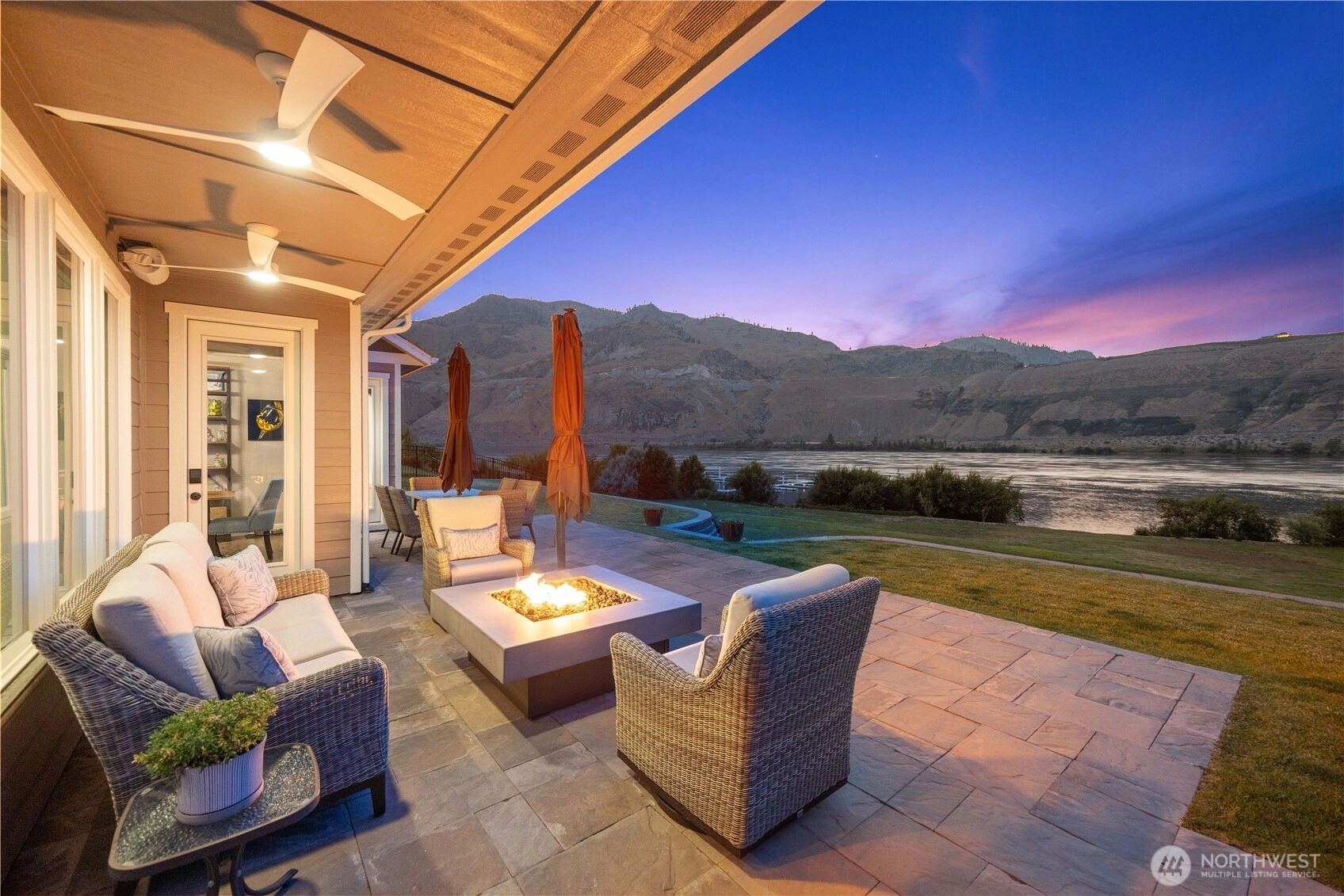 167 N Shore Dr Unit  Orondo WA 98843