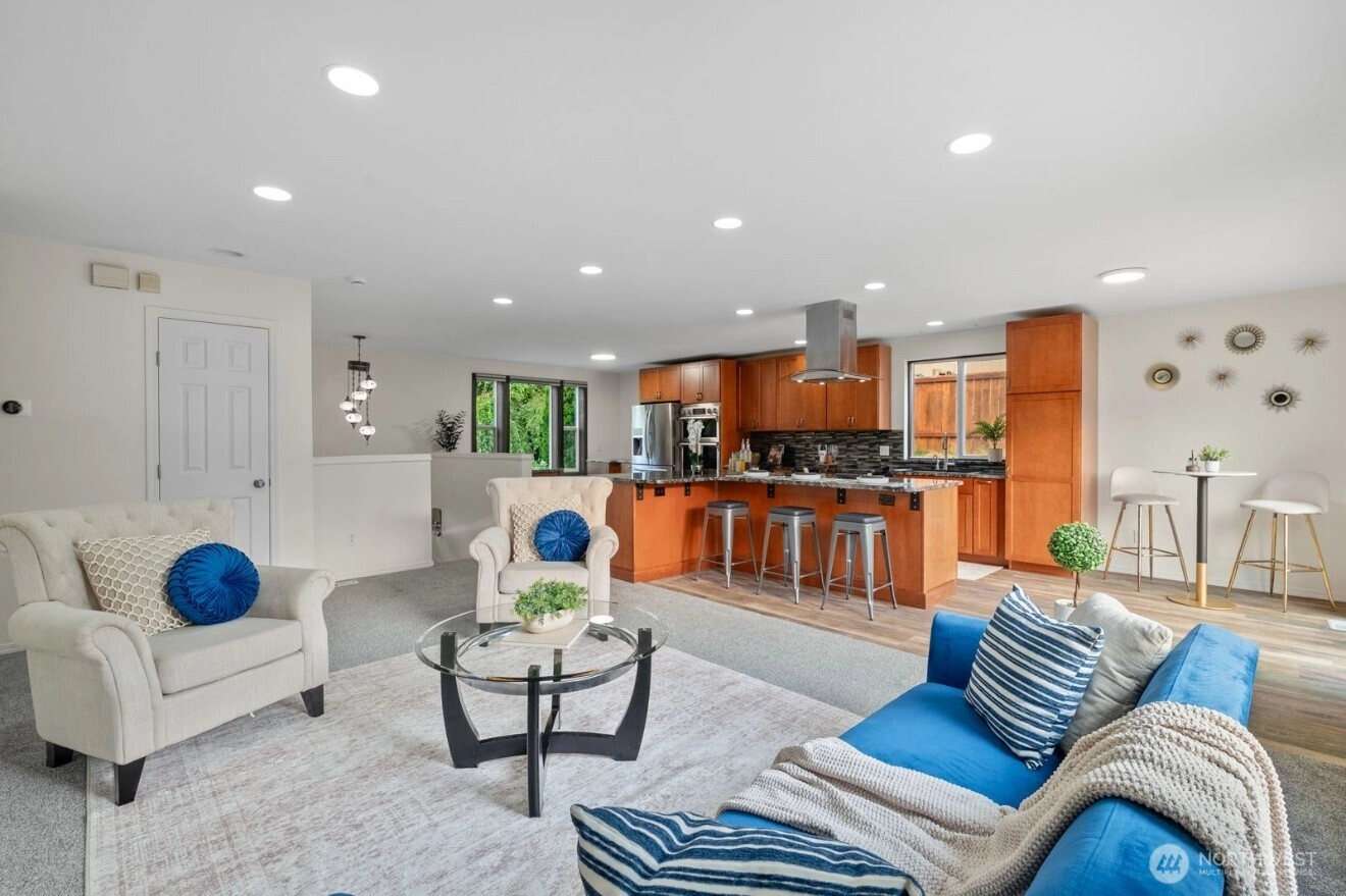 3913 W Tapps Dr E Lake Tapps WA 98391