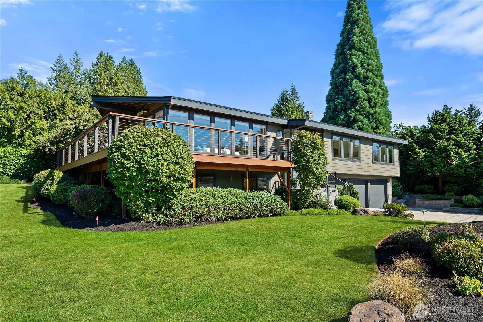2404 64th Ave SE Mercer Island WA 98040