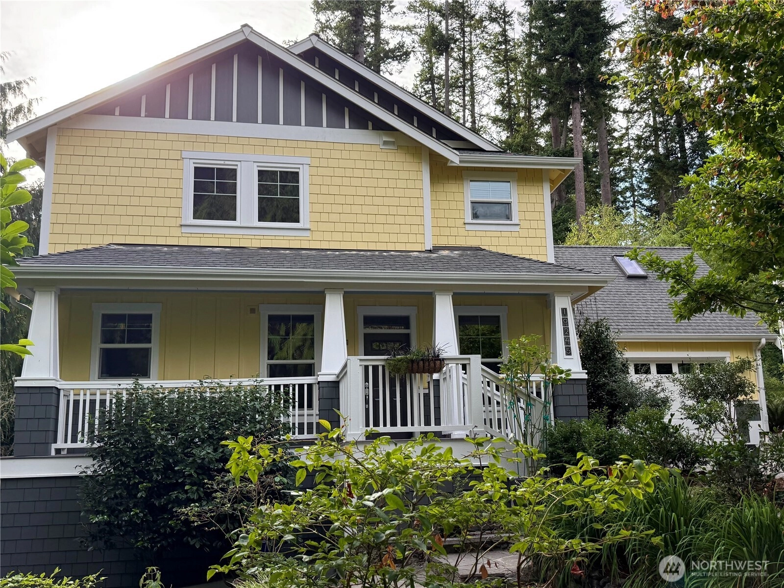 10245 Ruddy Duck Ln Bainbridge Island WA 98110