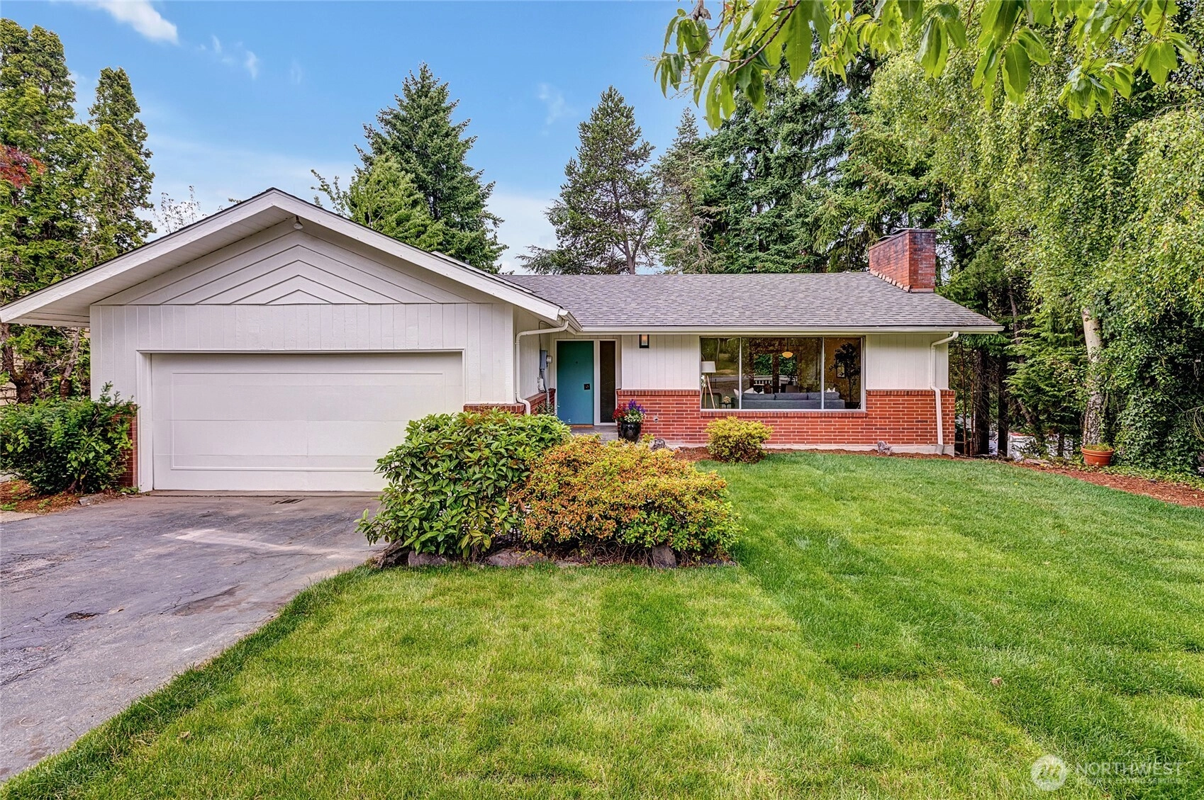 9724 Mercerwood Dr Mercer Island WA 98040
