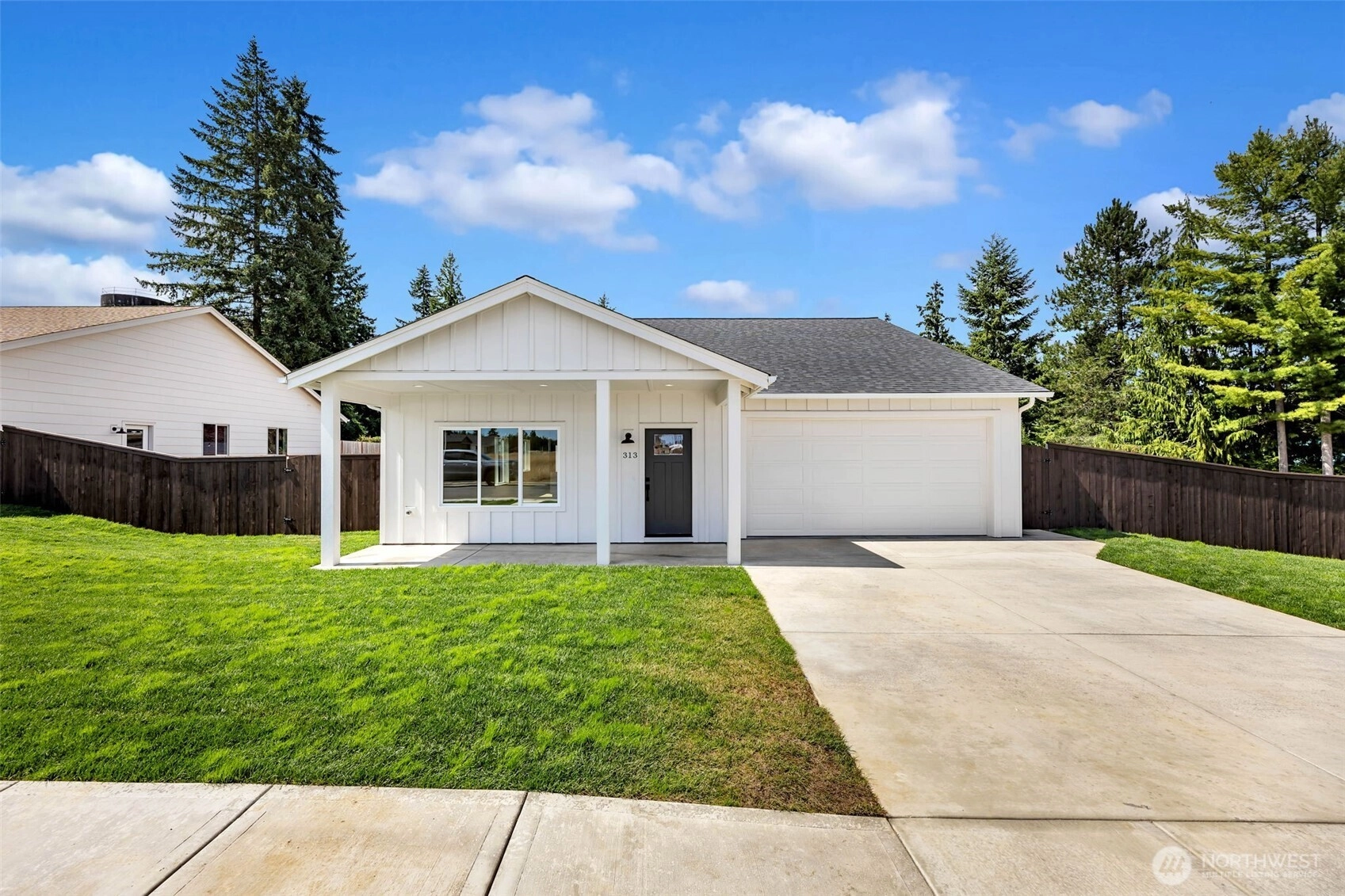313 Cap Ave Winlock WA 98596