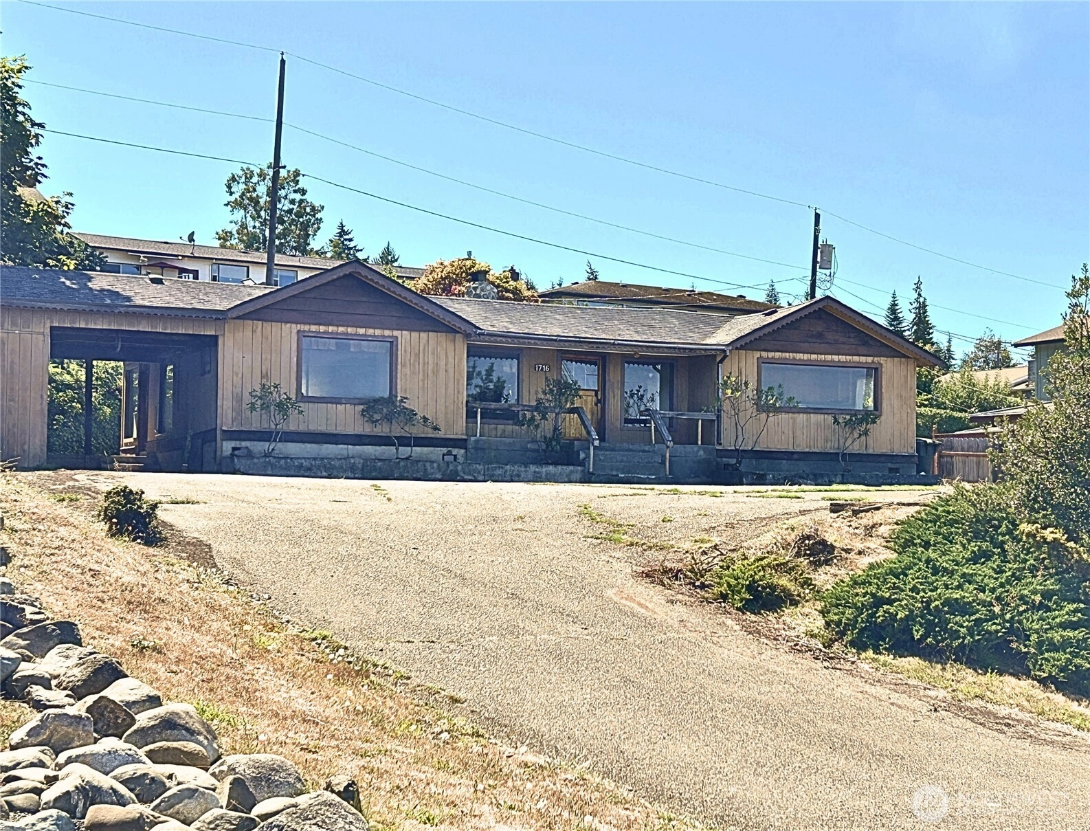 1716 E Third St Unit  Port Angeles WA 98362