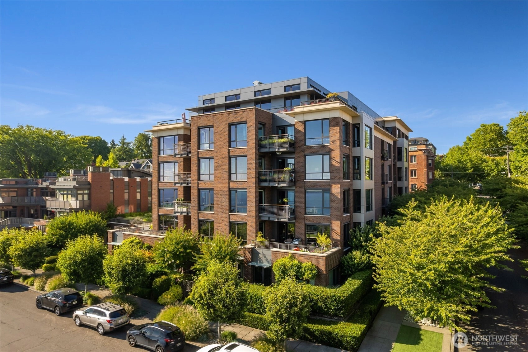 200 W Highland Dr Unit 304 Seattle WA 98119