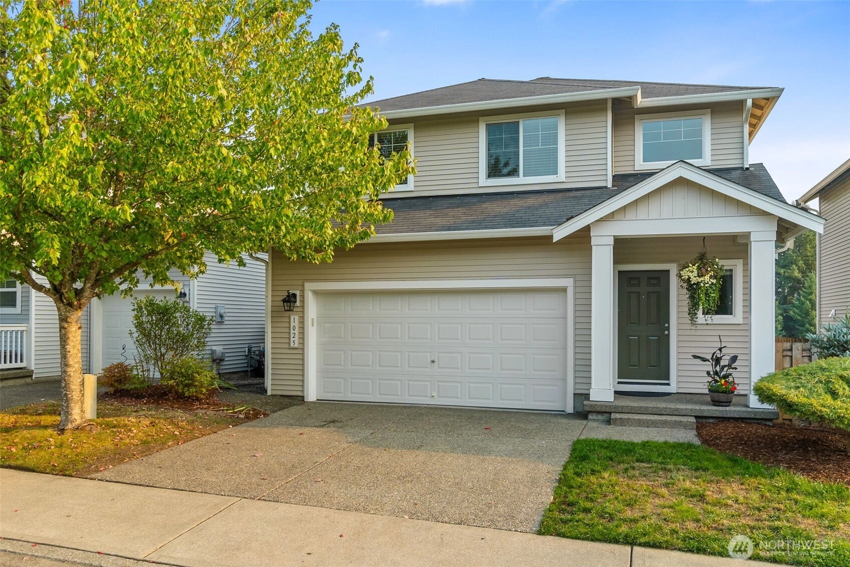 1025 Ebbets Dr SW Tumwater WA 98512