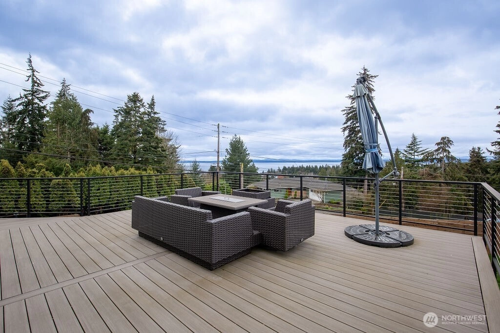 19005 11th Ave NW Shoreline WA 98177