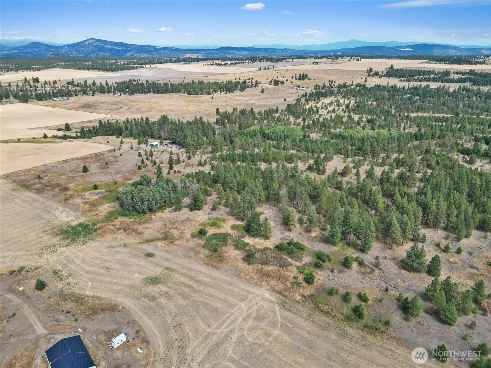228 W Four Mound Rd Nine Mile Falls WA 99026