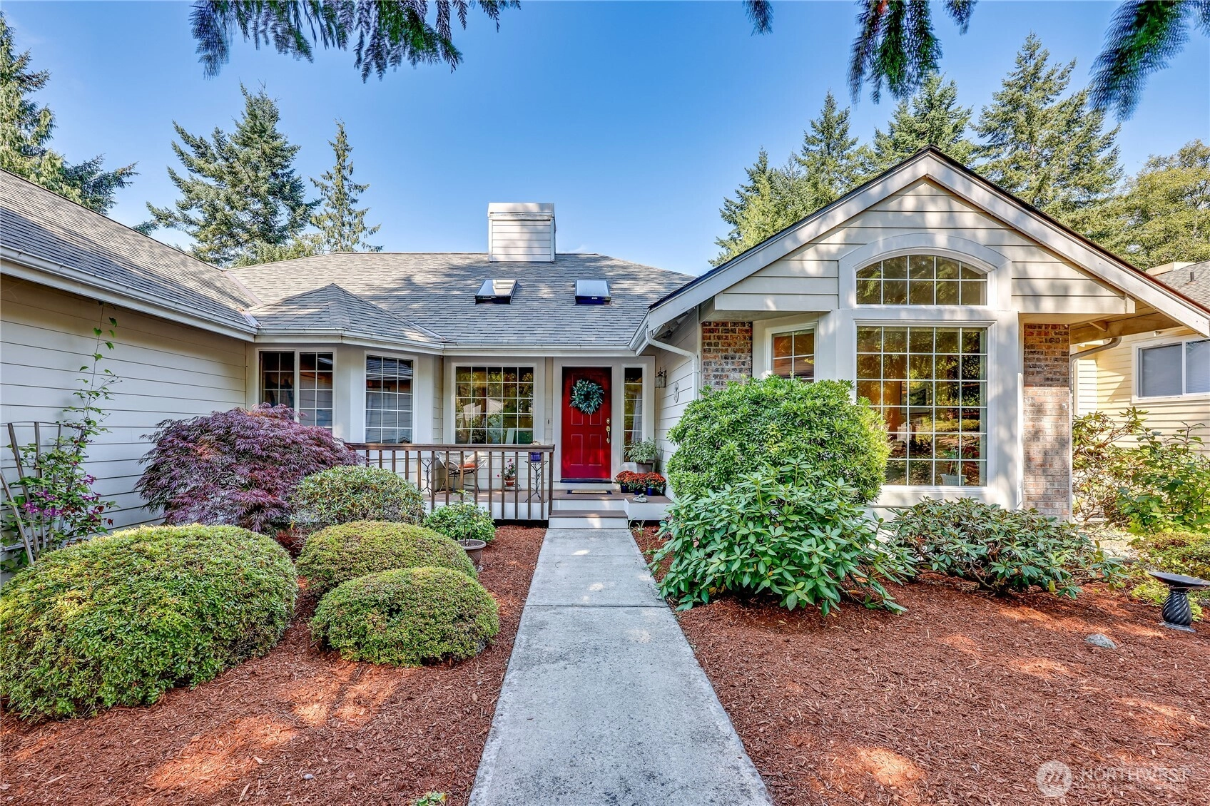 40 Fairwind Ct Unit  Port Ludlow WA 98365