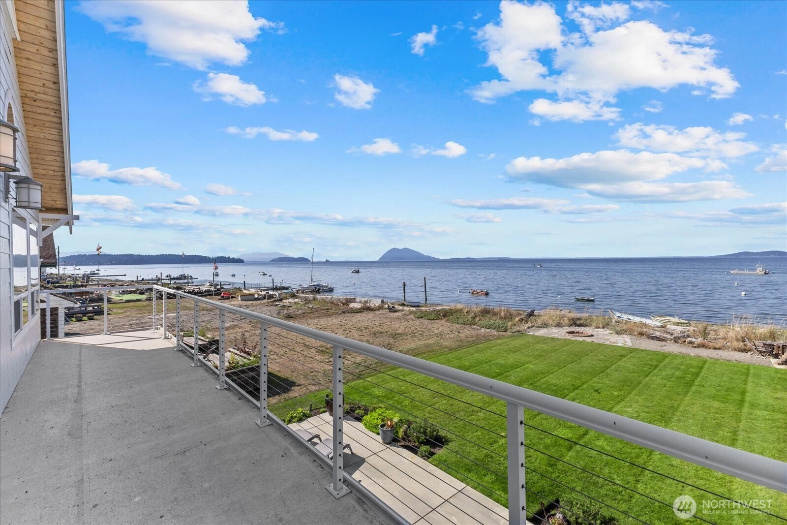 11295 Blue Heron Rd Bow WA 98232