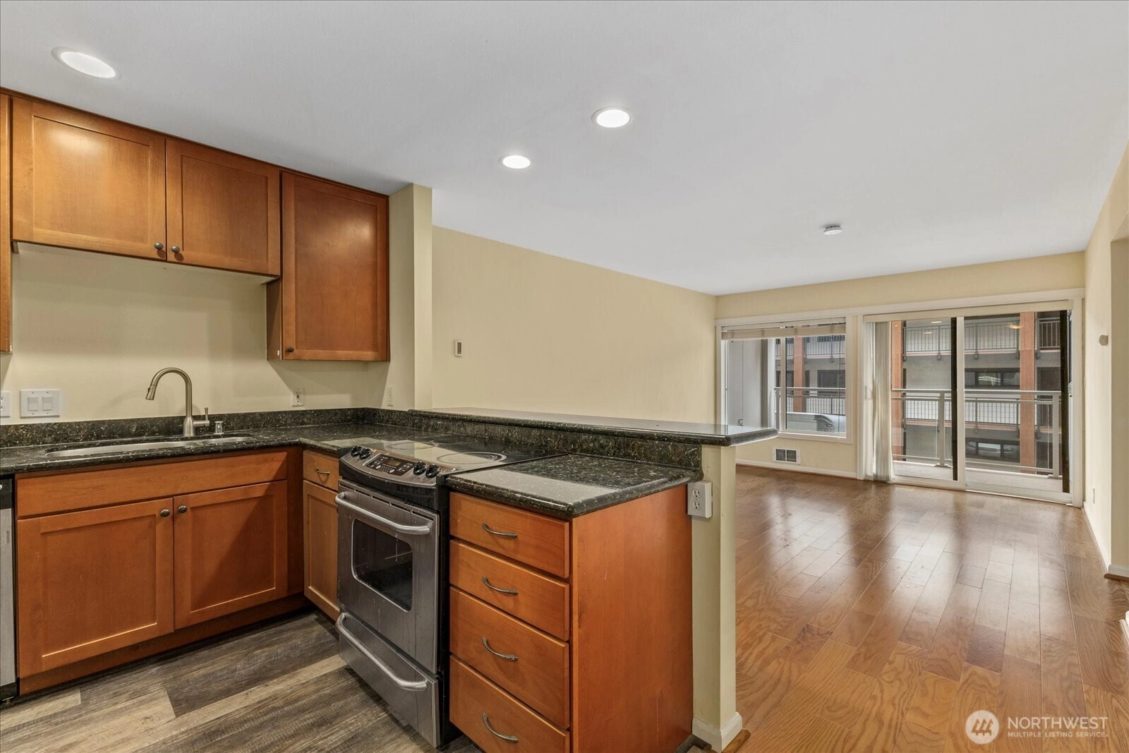 130 105th Ave SE Unit 108 Unit 108 Bellevue WA 98004