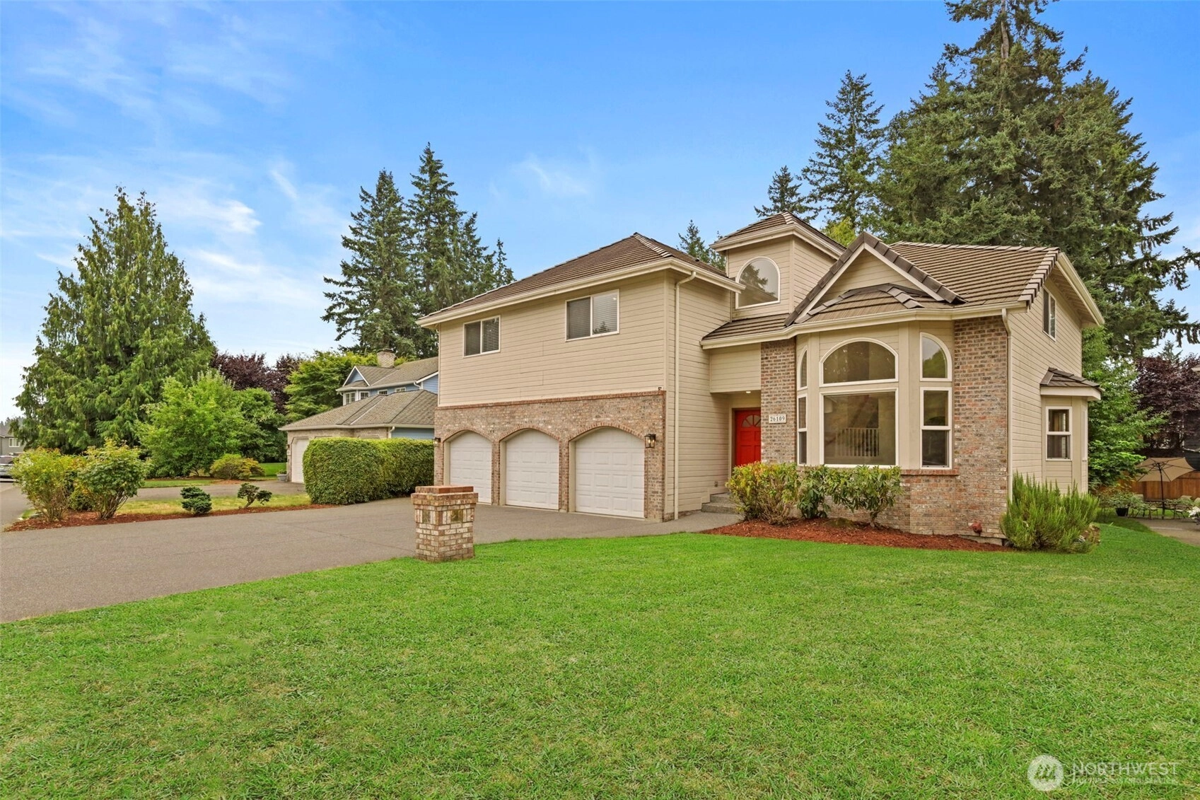 26109 Lake Wilderness Country Club Dr SE Maple Valley WA 98038
