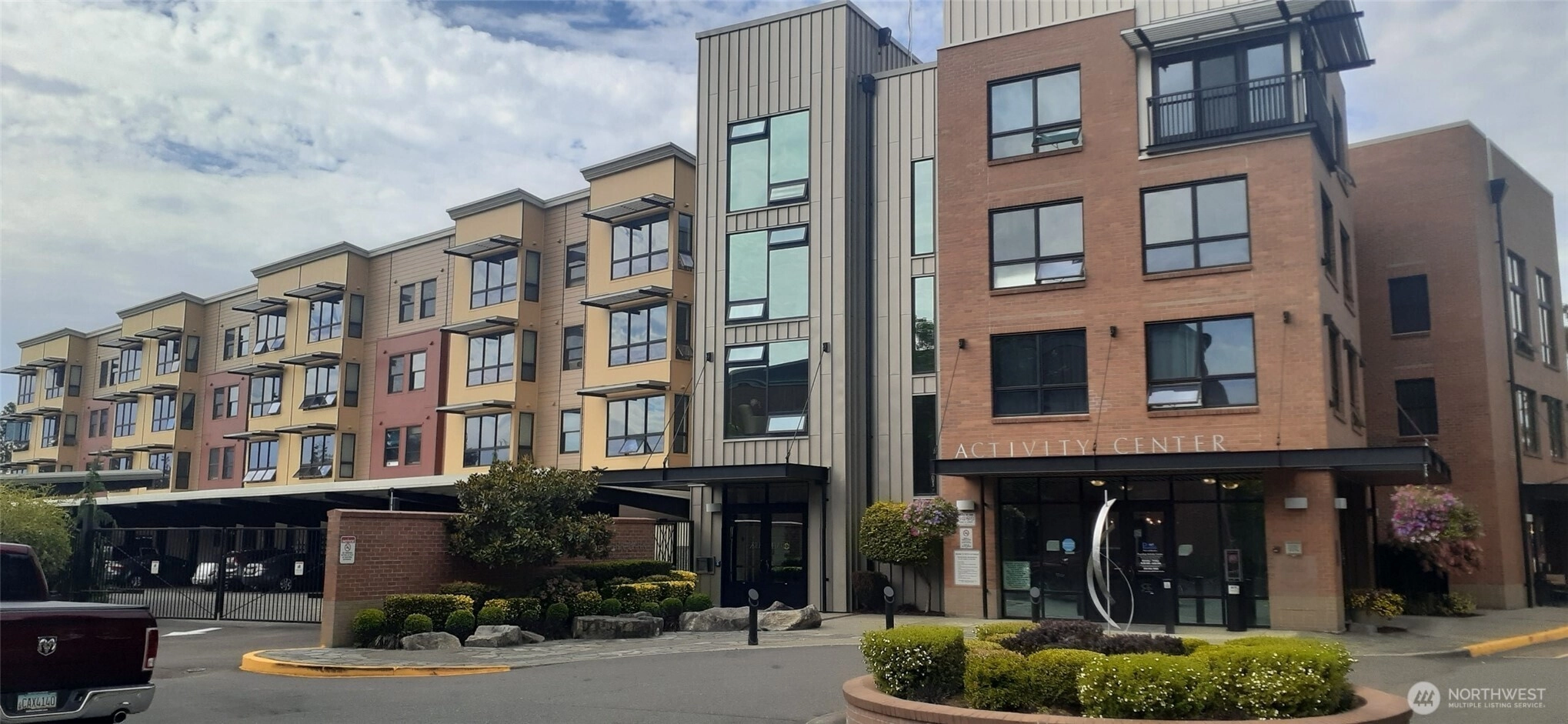 210 W Pioneer Ave Unit 217 Puyallup WA 98371