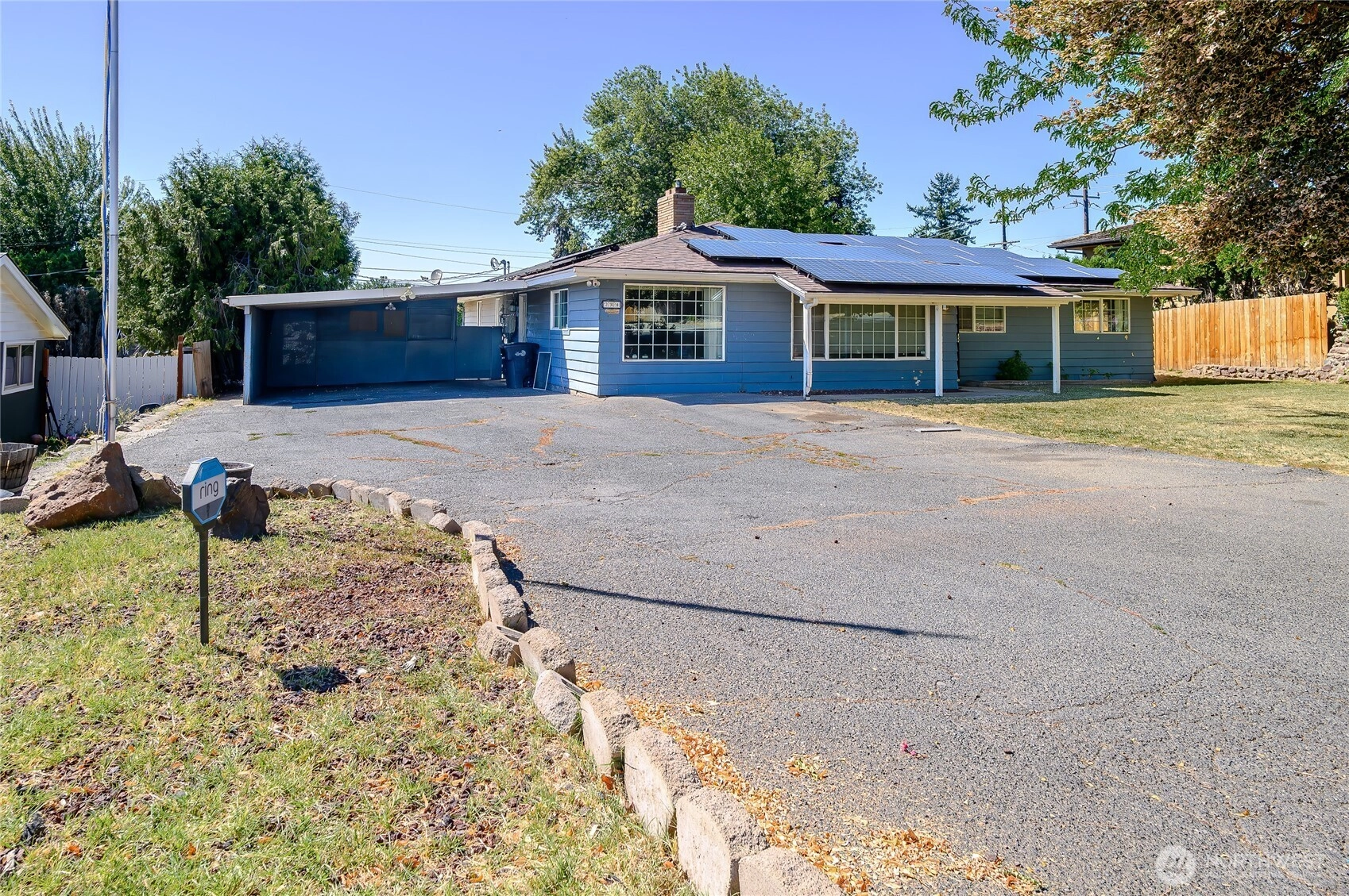 204 S 60th Ave Yakima WA 98908