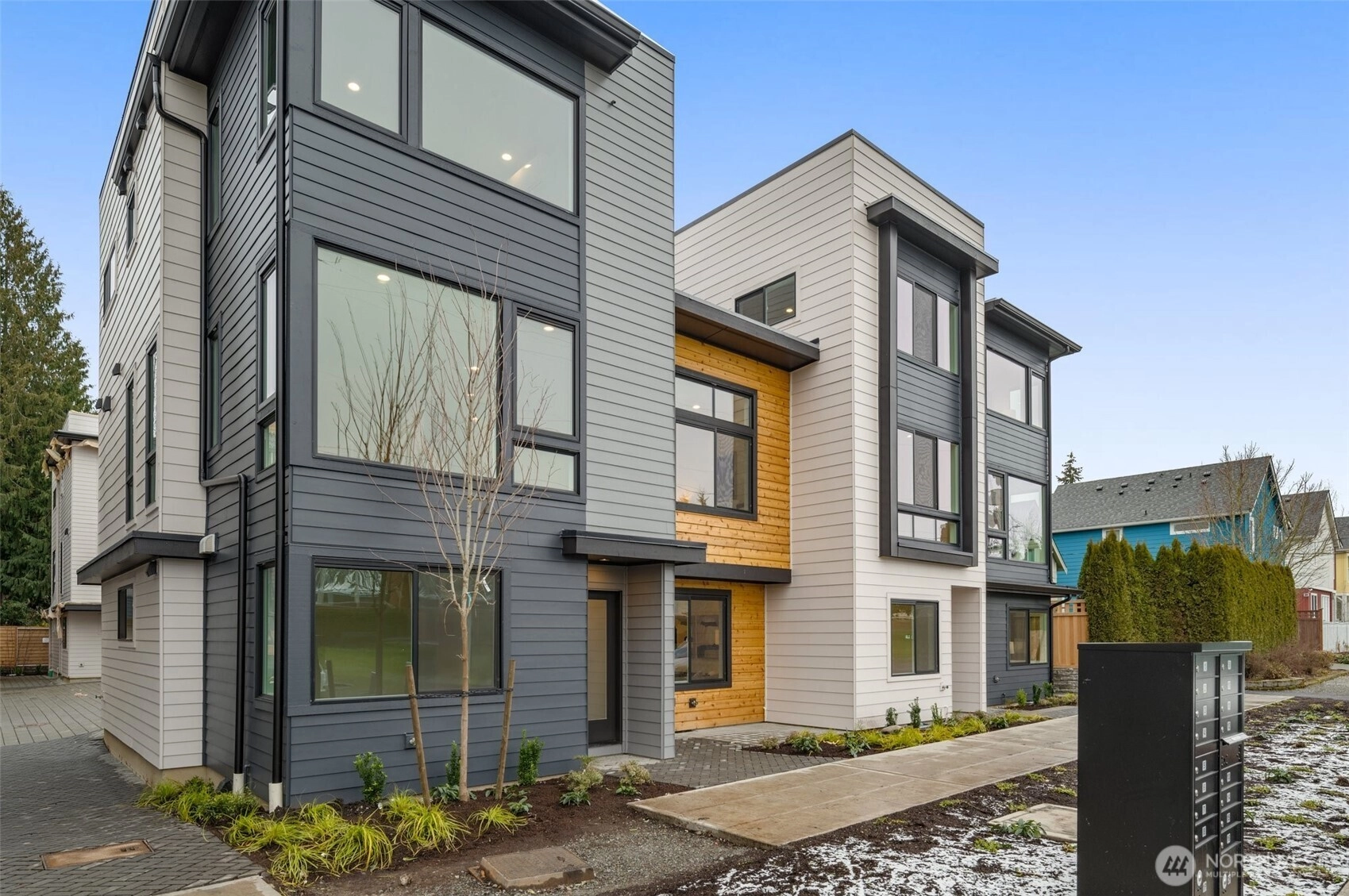 9217 A 14th Ave NW Seattle WA 98117