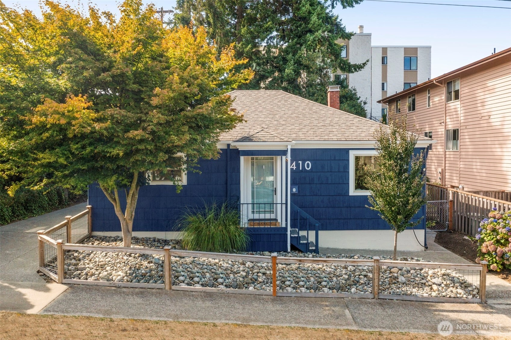 410 6th Ave S Unit  Edmonds WA 98020