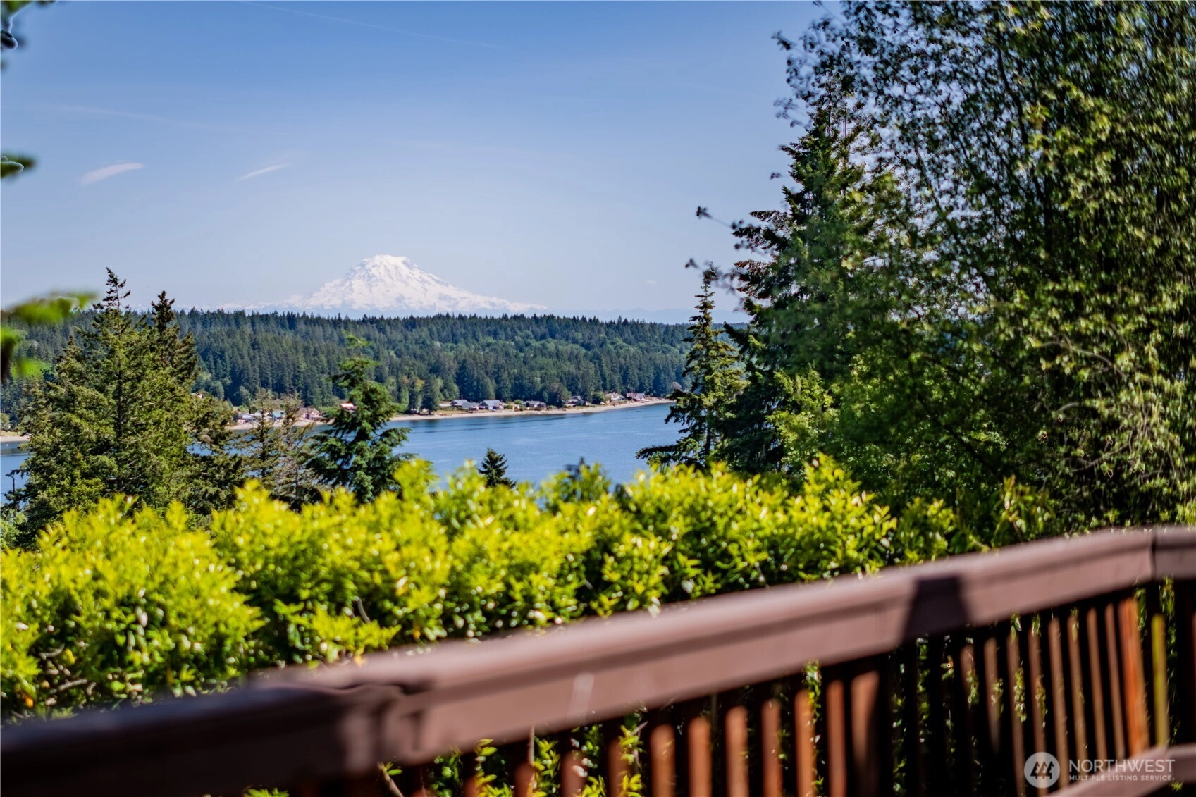 60 E Country Club Dr Allyn WA 98524