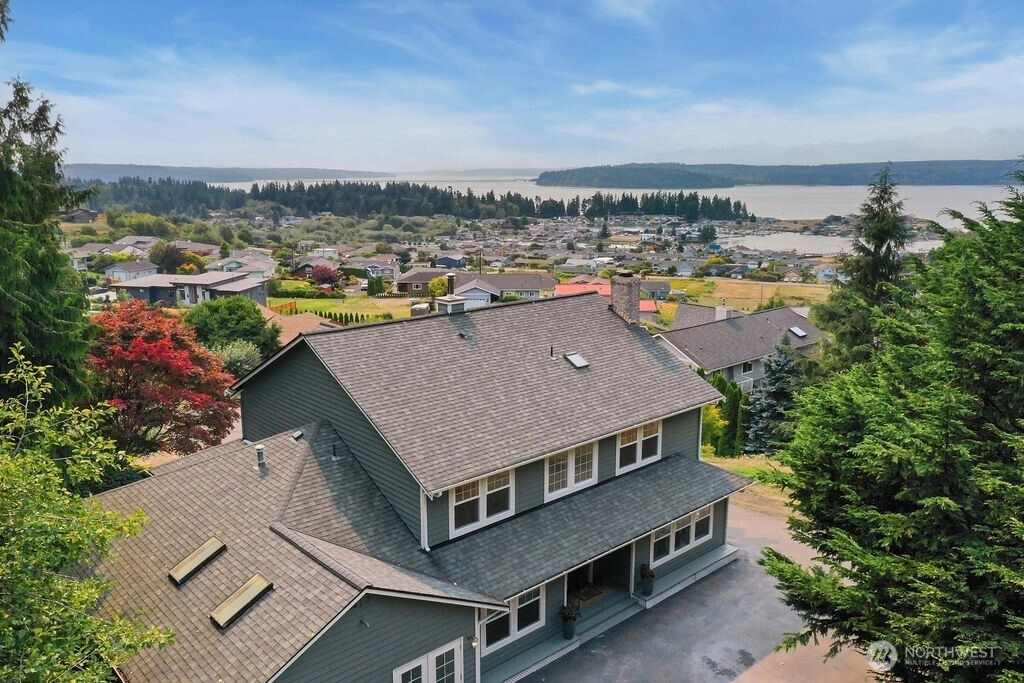 38332 Vista Key Dr NE Hansville WA 98340