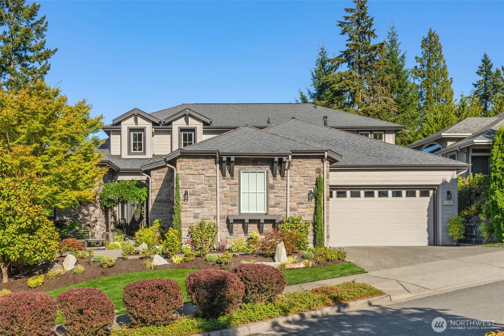 12438 243rd Pl NE Unit  Redmond WA 98053