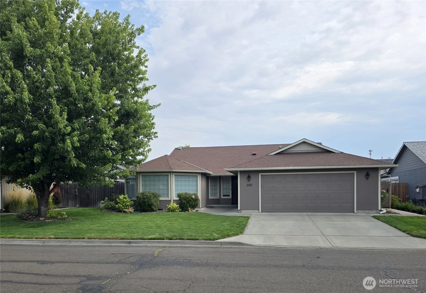 2081 Gemstone Dr Walla Walla WA 99362