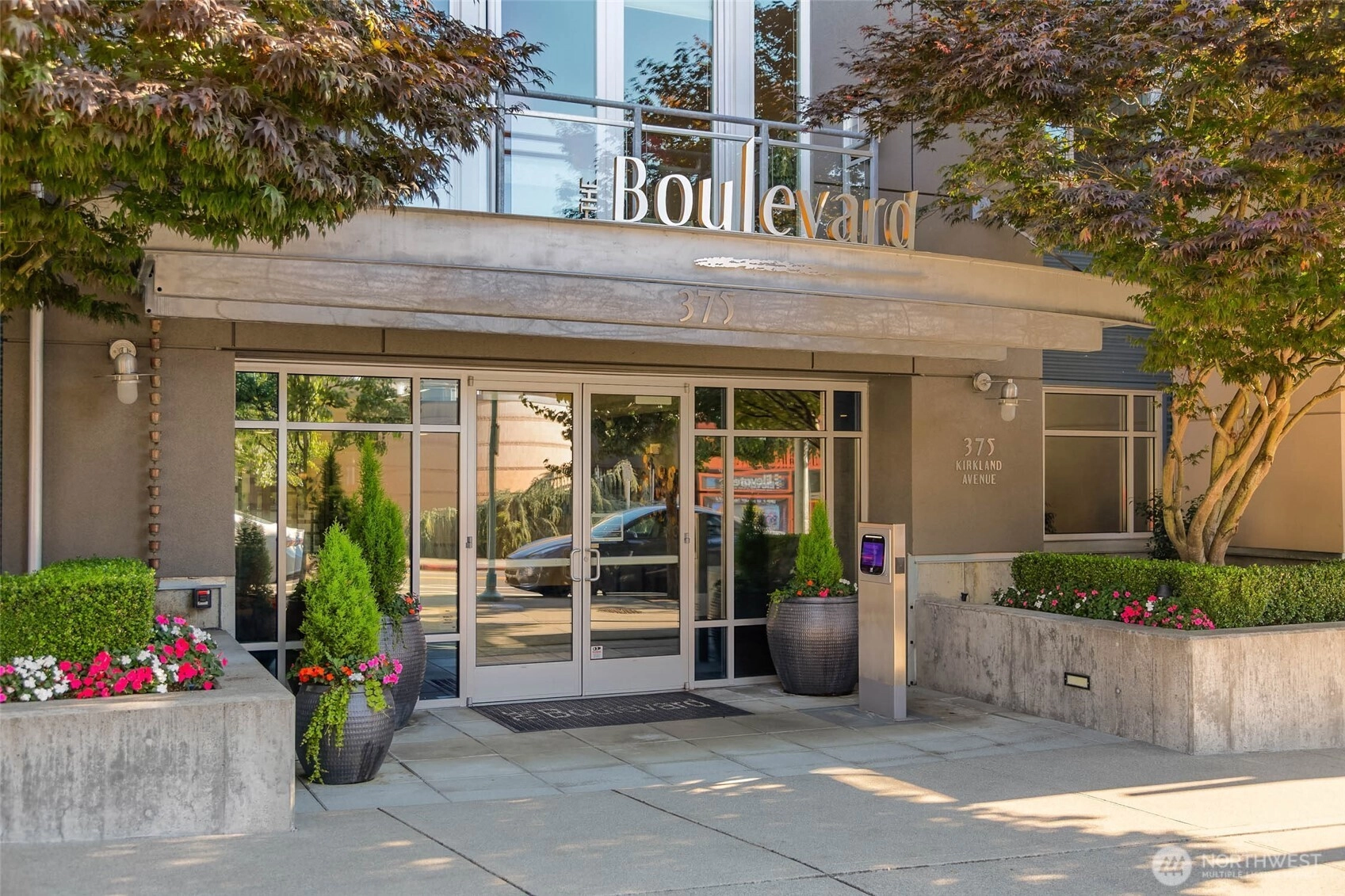 375 Kirkland Ave Unit 327 Unit 327 Kirkland WA 98033