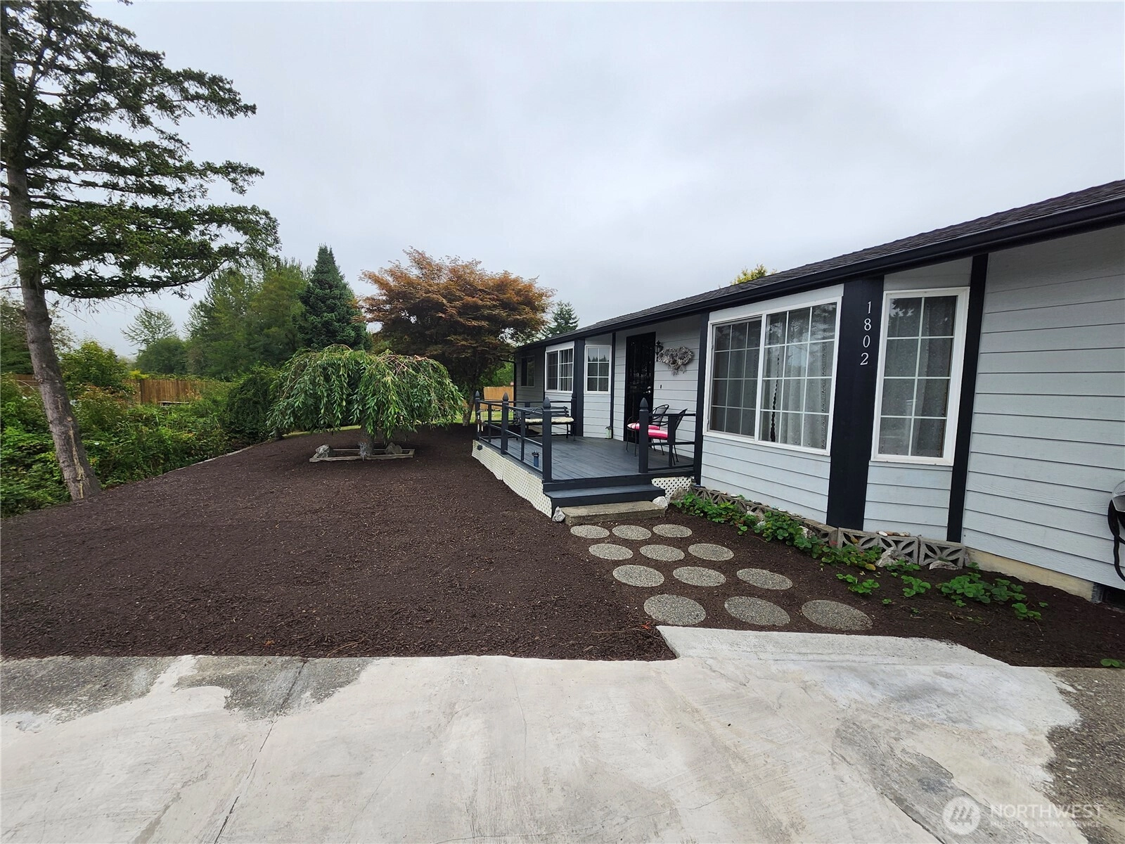 1802 N 35th St Mount Vernon WA 98273