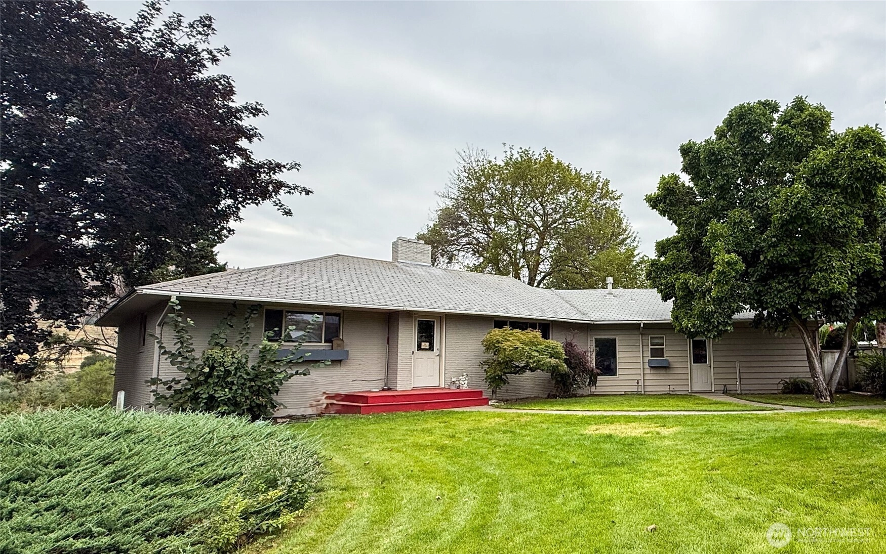 1864 Old Hwy 97 Okanogan WA 98840