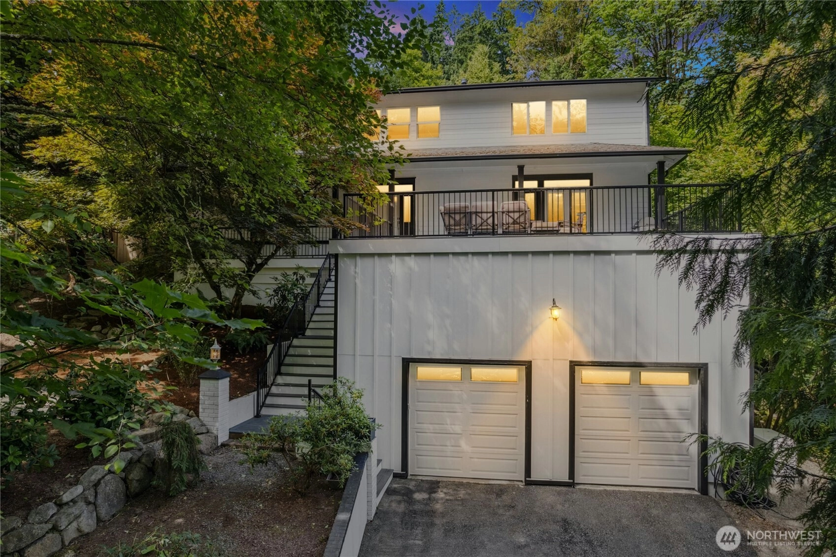 17519 33rd Ave NE Lake Forest Park WA 98155