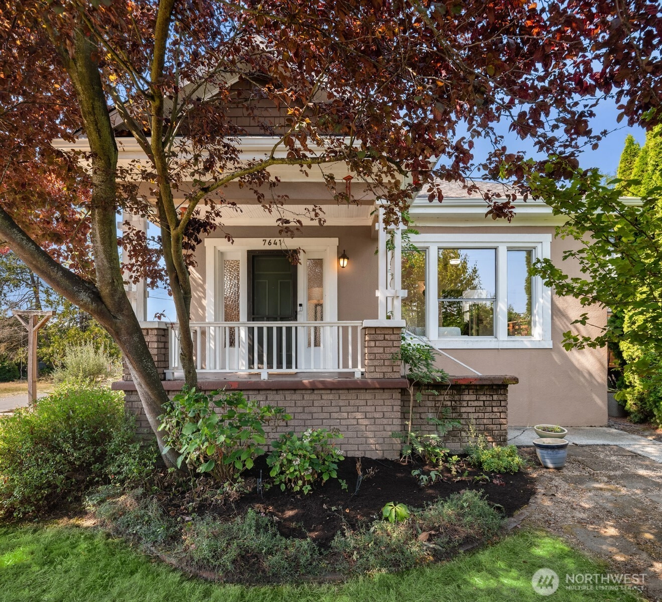 7641 46th Ave S Seattle WA 98118