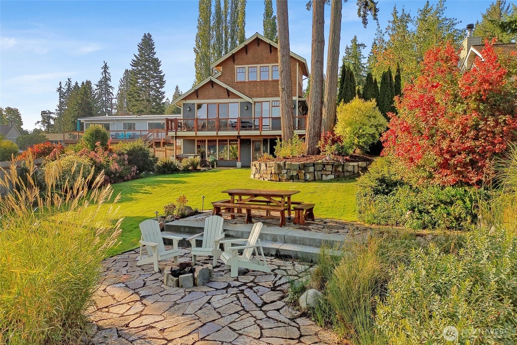 4521 Wall St Bellingham WA 98229