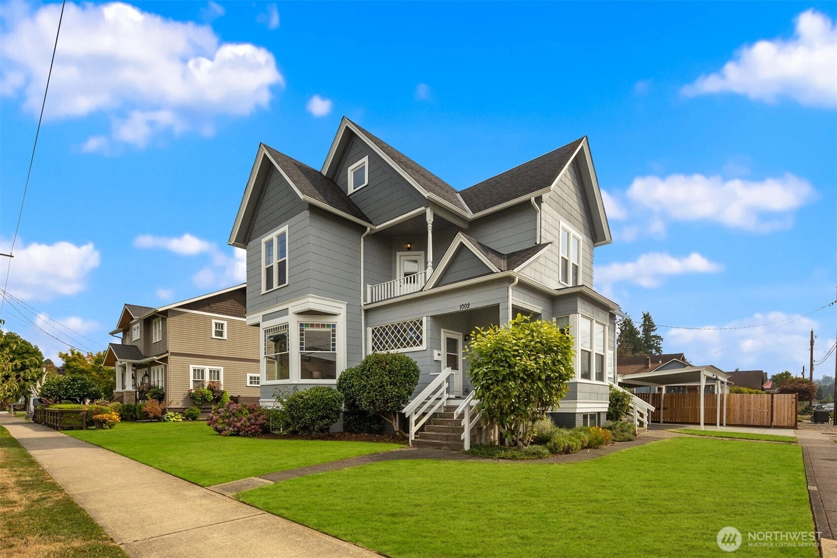 1002 Thompson St Sumner WA 98390