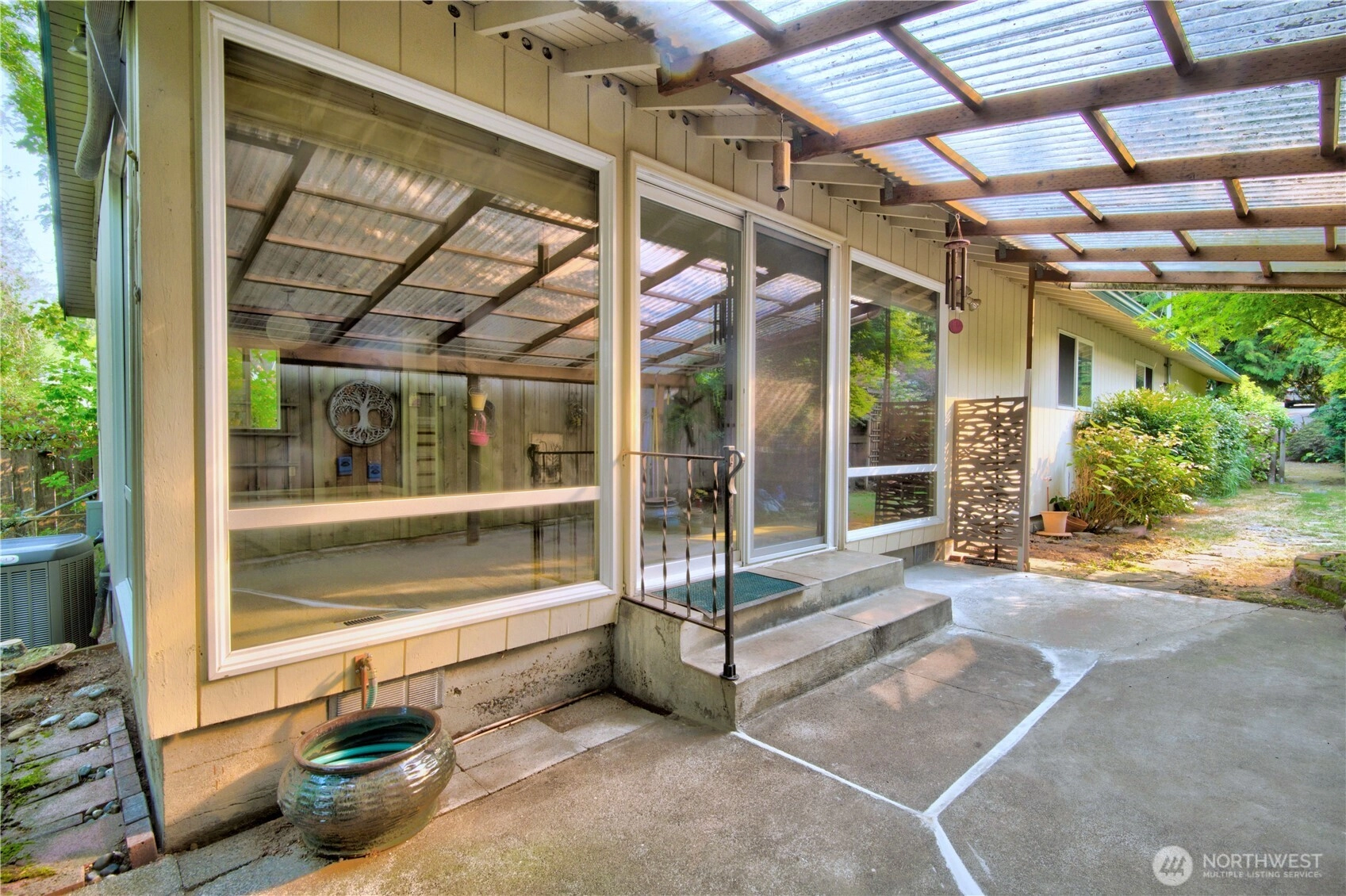 11731 Bartlett Ave NE Seattle WA 98125