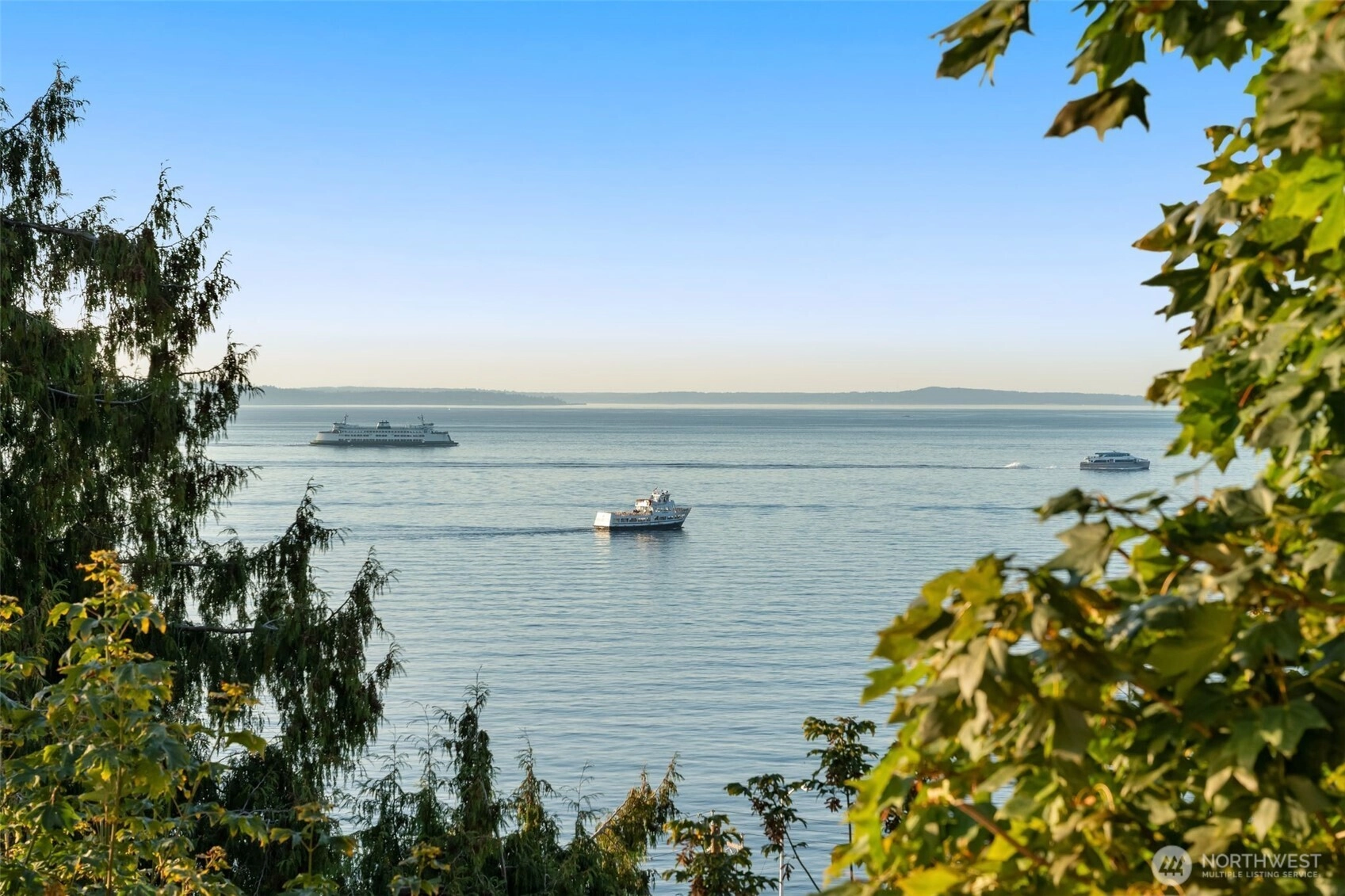 2134 Bonair Dr SW Seattle WA 98116