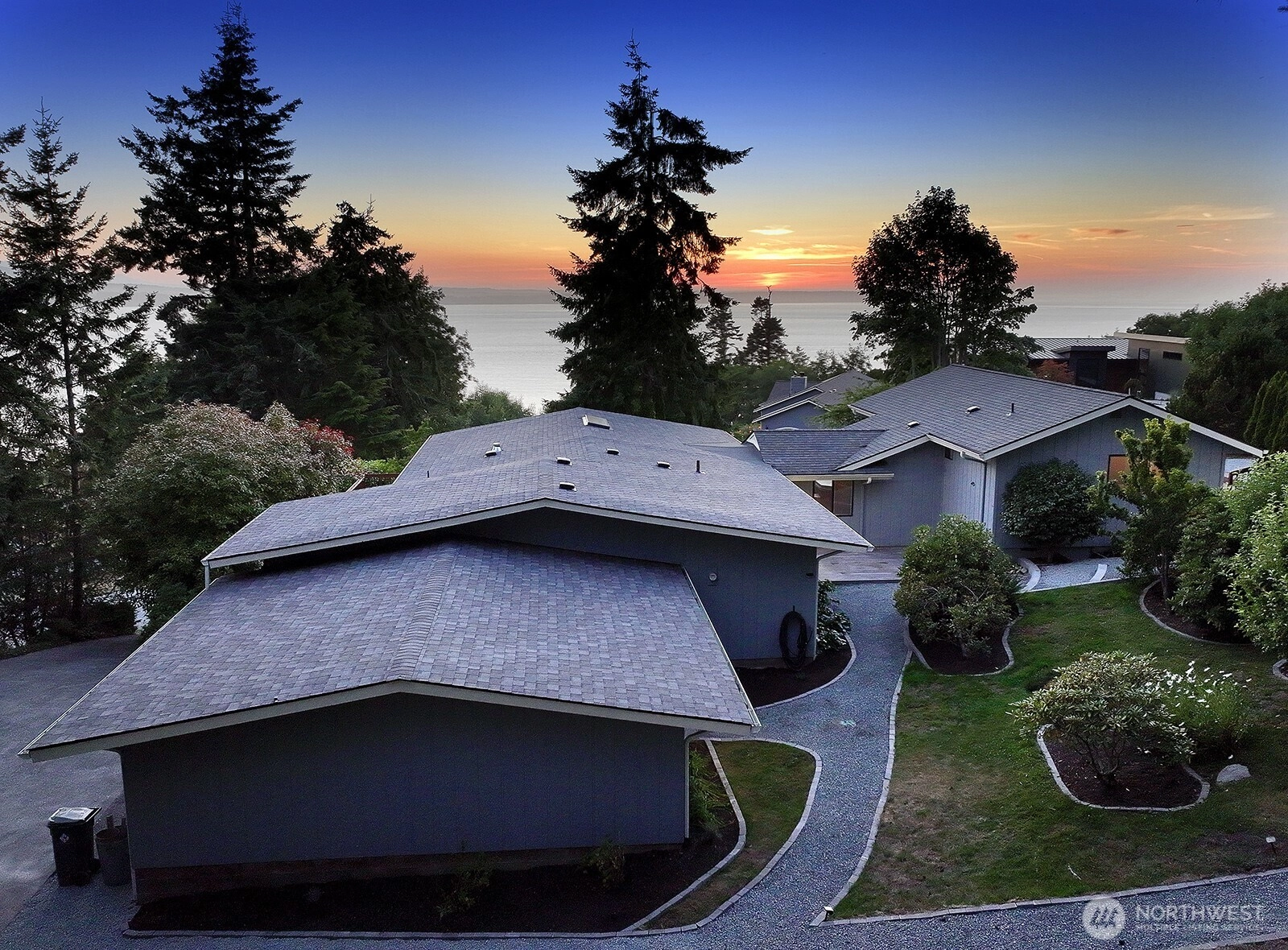 381 Susana Dr Freeland WA 98249