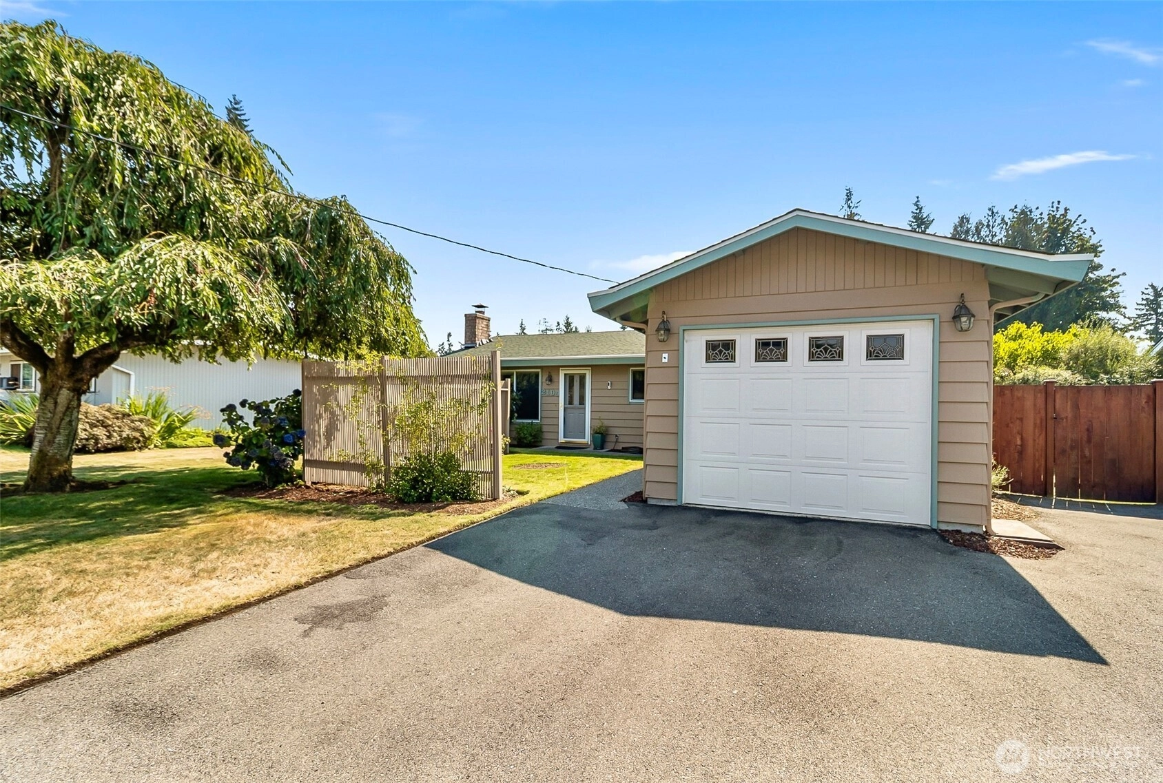 2104 201st Pl SW Lynnwood WA 98036