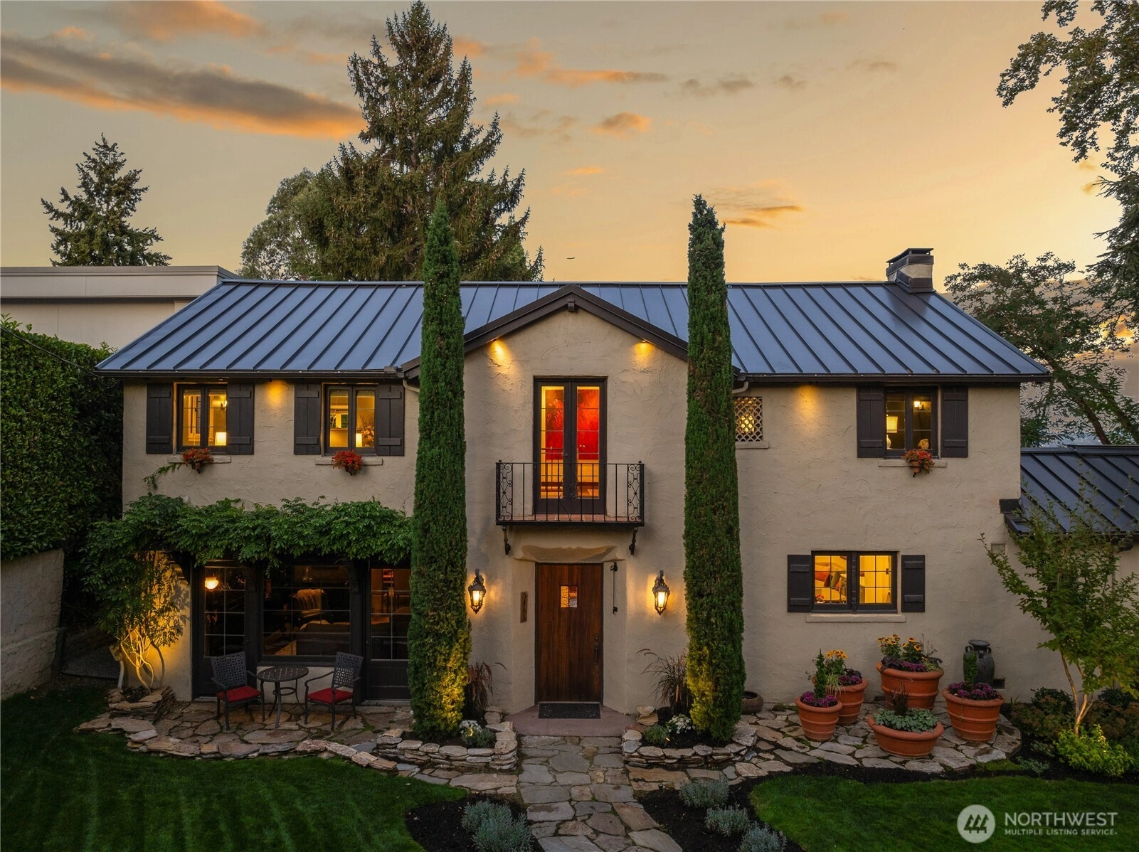 5465 S Othello St Seattle WA 98118