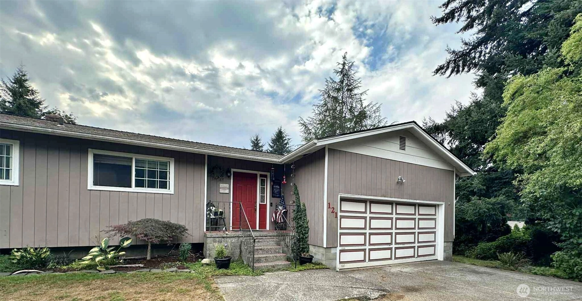121 Pleasant View Dr Morton WA 98356