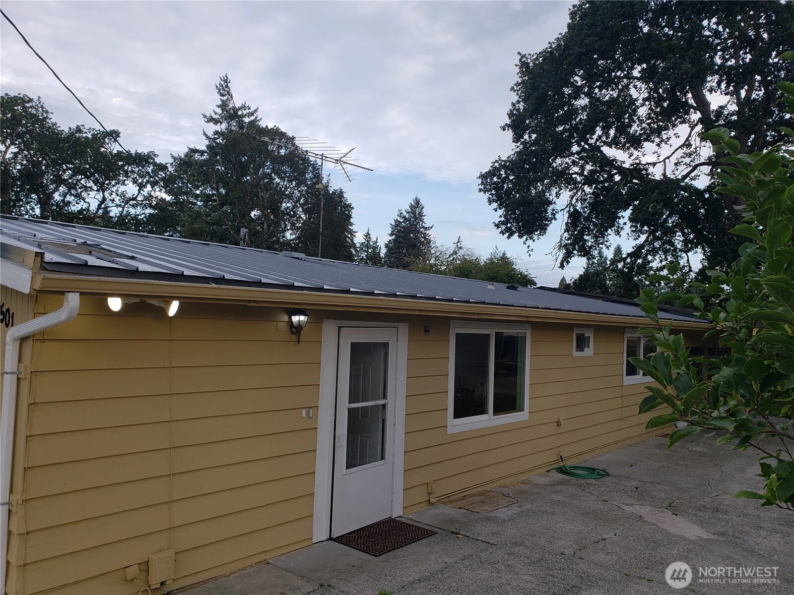 9501 Winona St Lakewood WA 98498