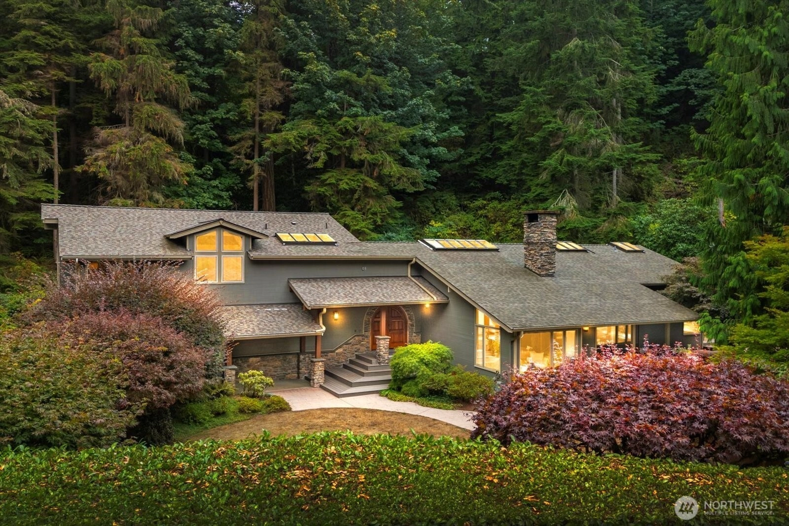 11130 S Deer Dr Woodway WA 98020