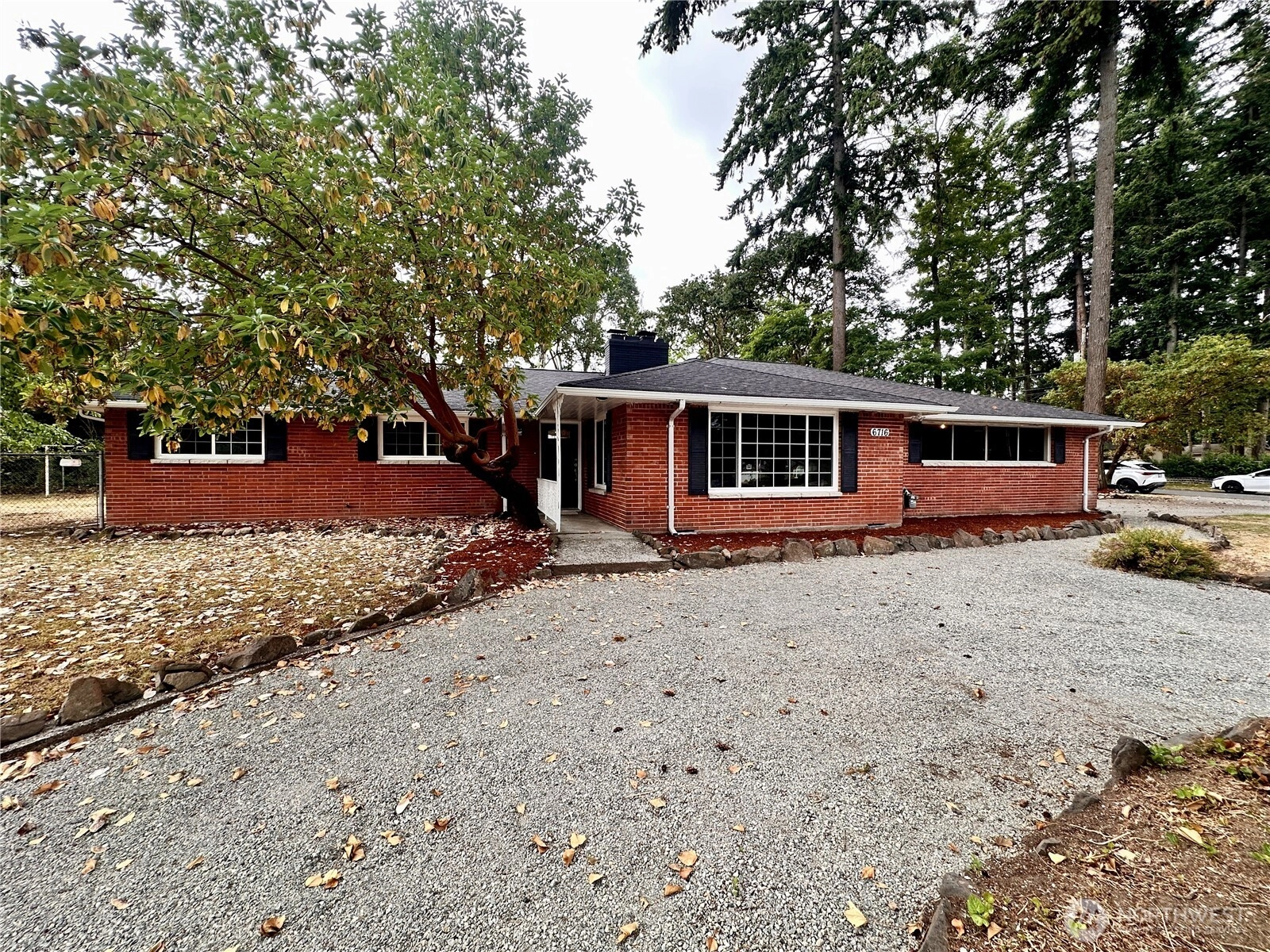 6716 Mt Tacoma Dr SW Lakewood WA 98499