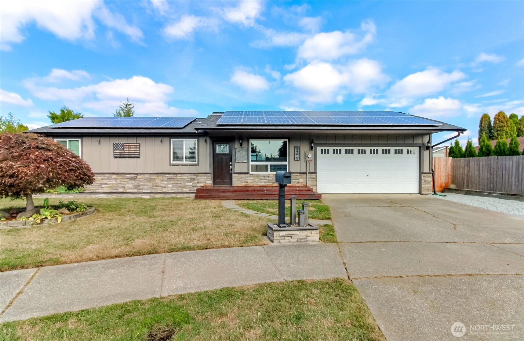 2455 D Ct Enumclaw WA 98022