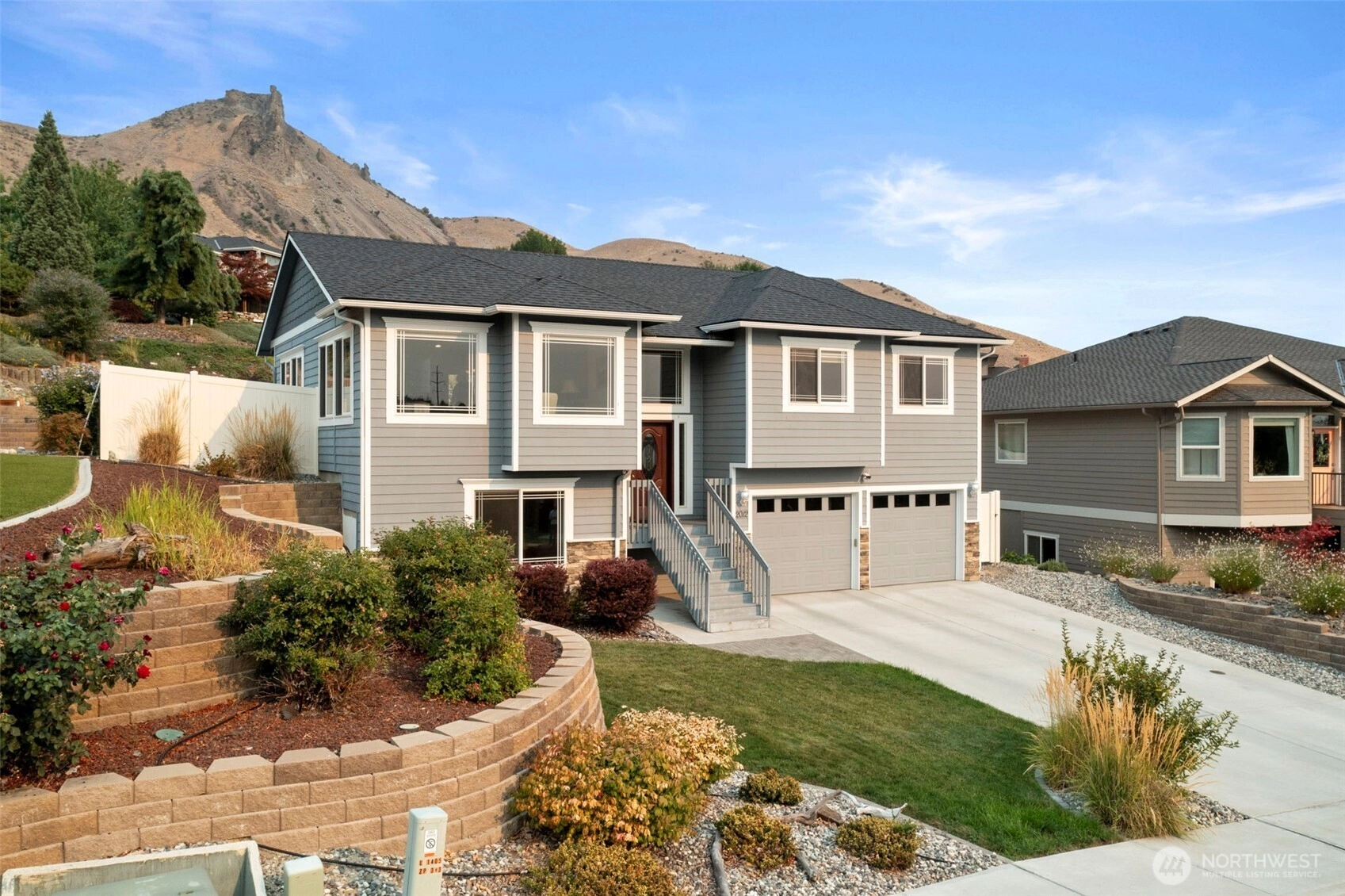 2012 Linville Dr Unit  Wenatchee WA 98801