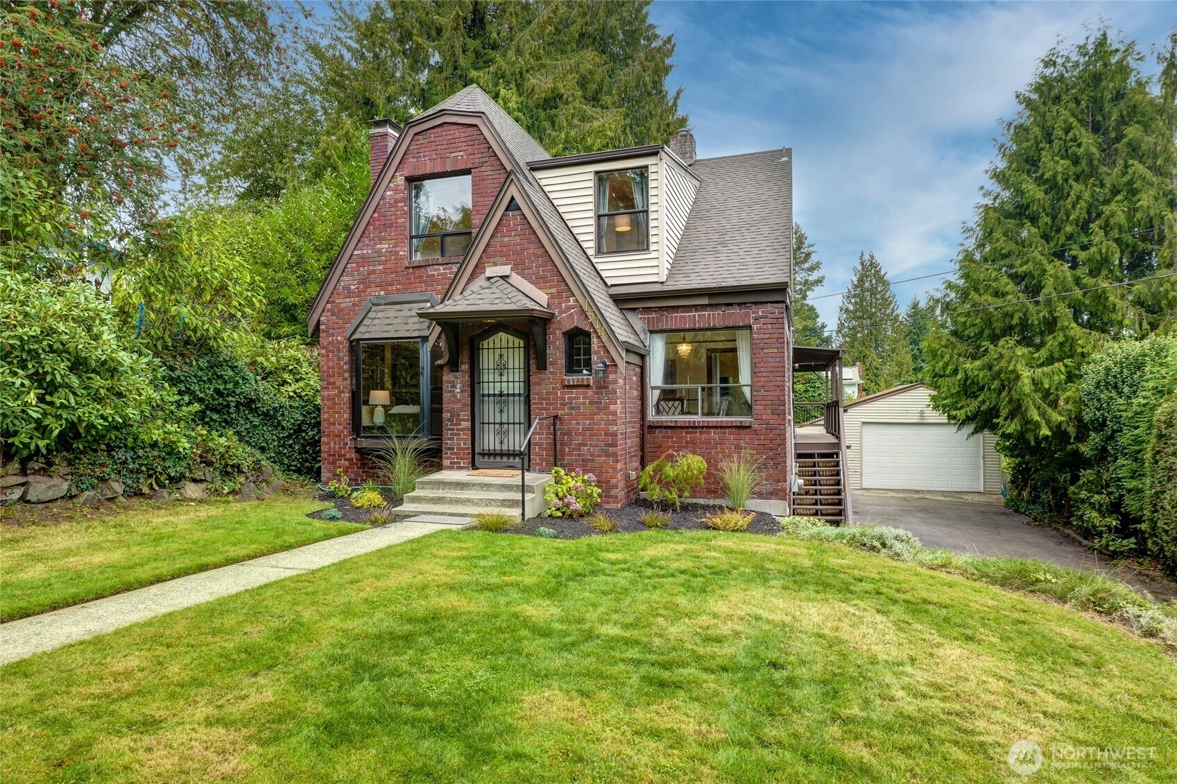 1514 NE 95th St Seattle WA 98115