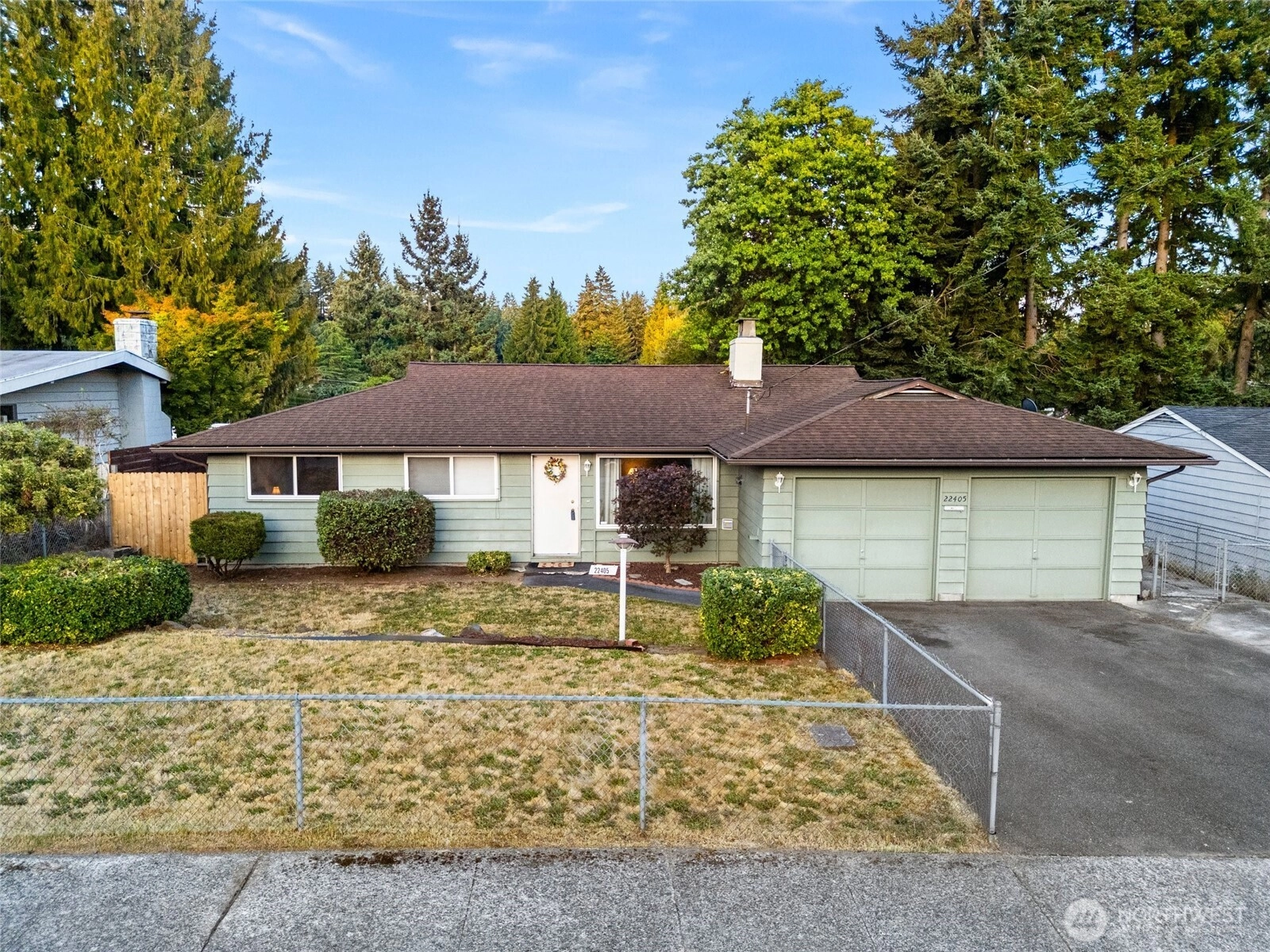 22405 40th Pl W Mountlake Terrace WA 98043