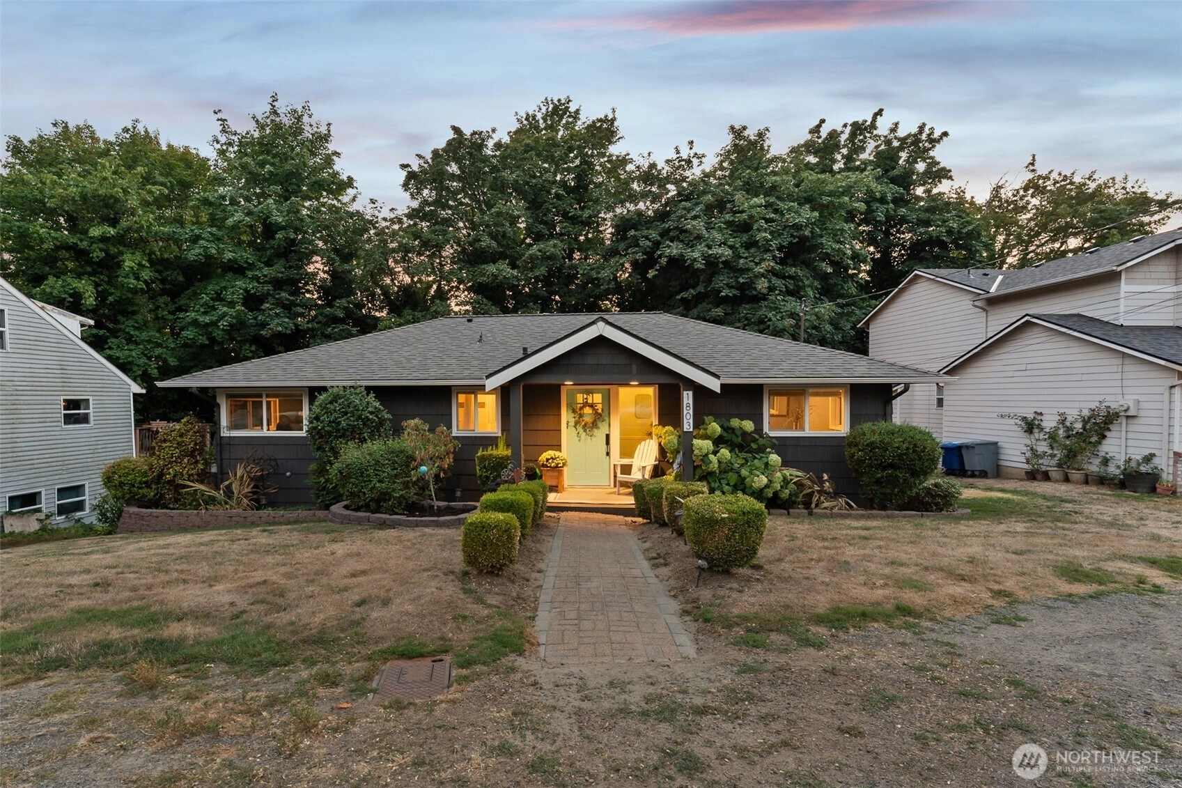 1803 Lake Ave S Unit  Renton WA 98055